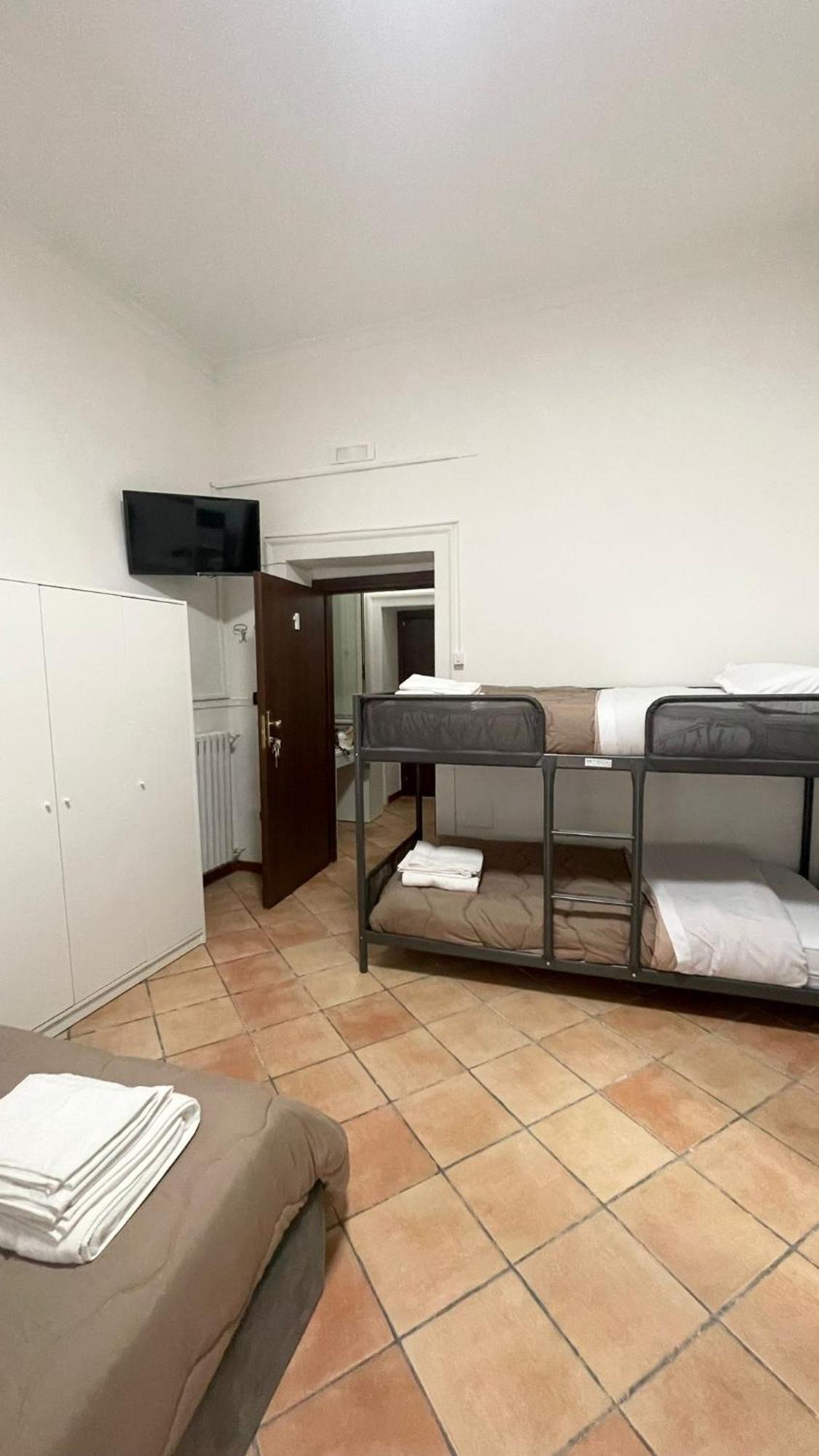 House Caracciolo By Loveinthetravel Bed & Breakfast *