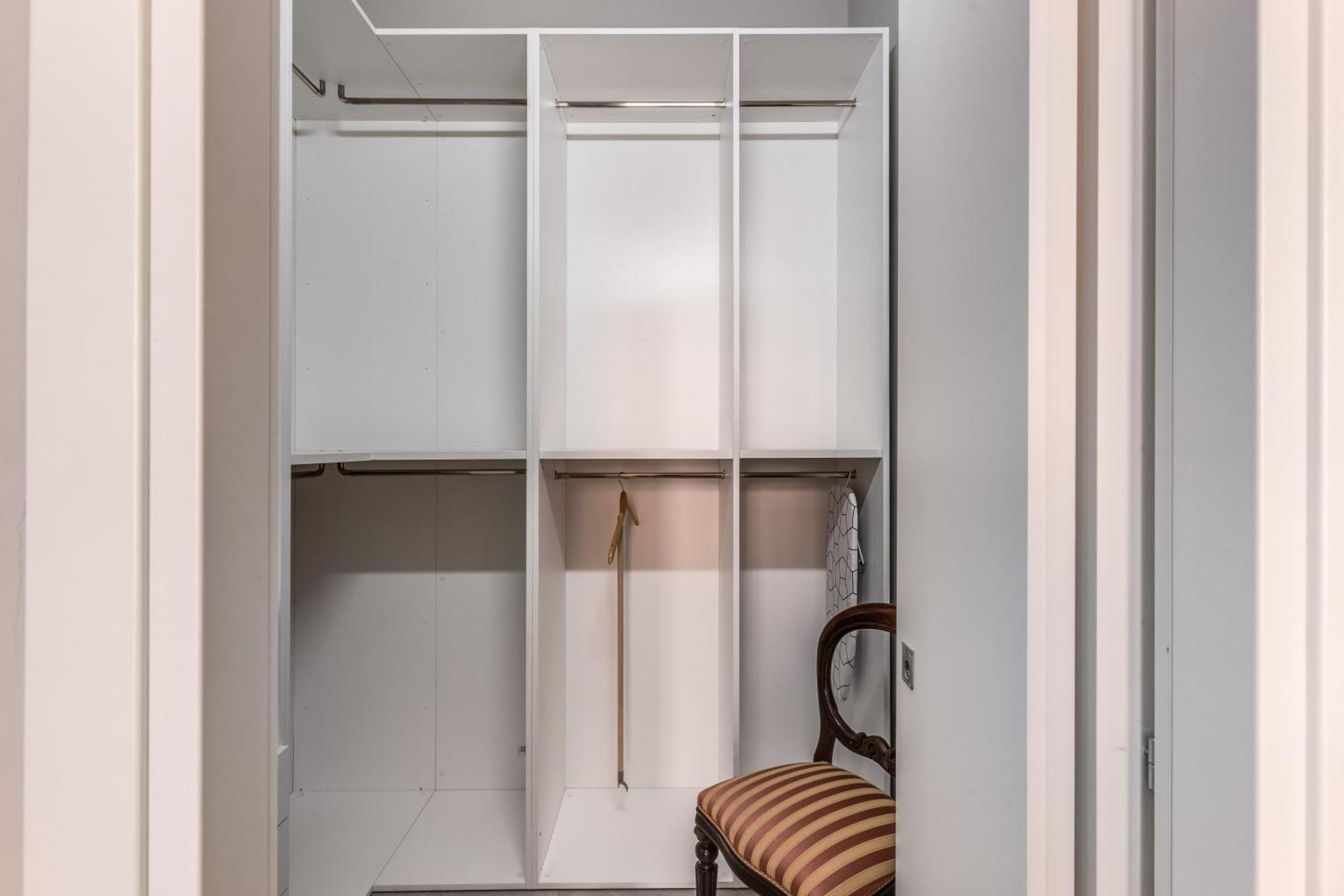 Apartment Due Porte A Toledo Naples