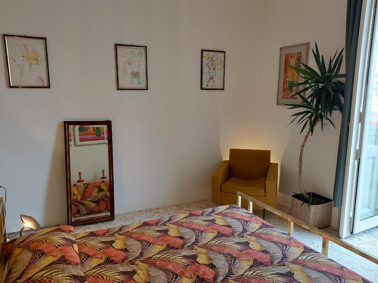 Palazzo Carafa Di Montorio Bed & Breakfast *