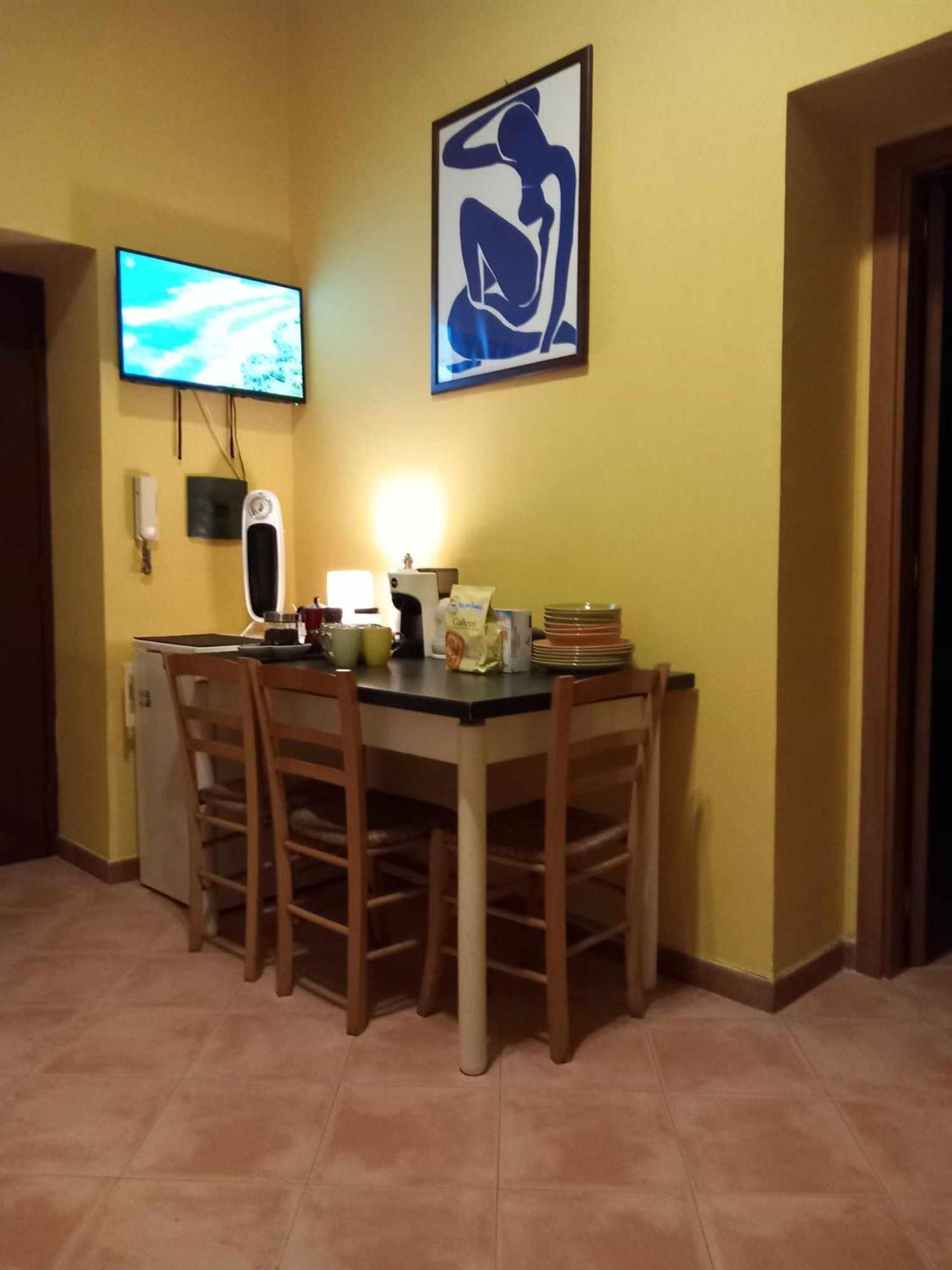 Apartment Casetta Palmarice Centro Storico Naples
