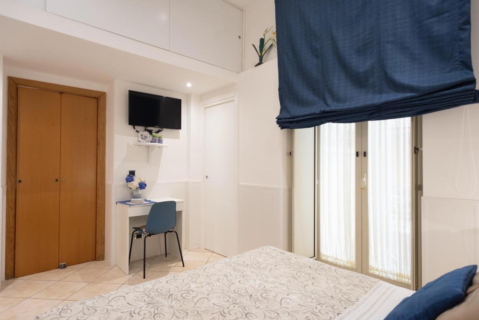Apartment Domus Cirillo13 Naples
