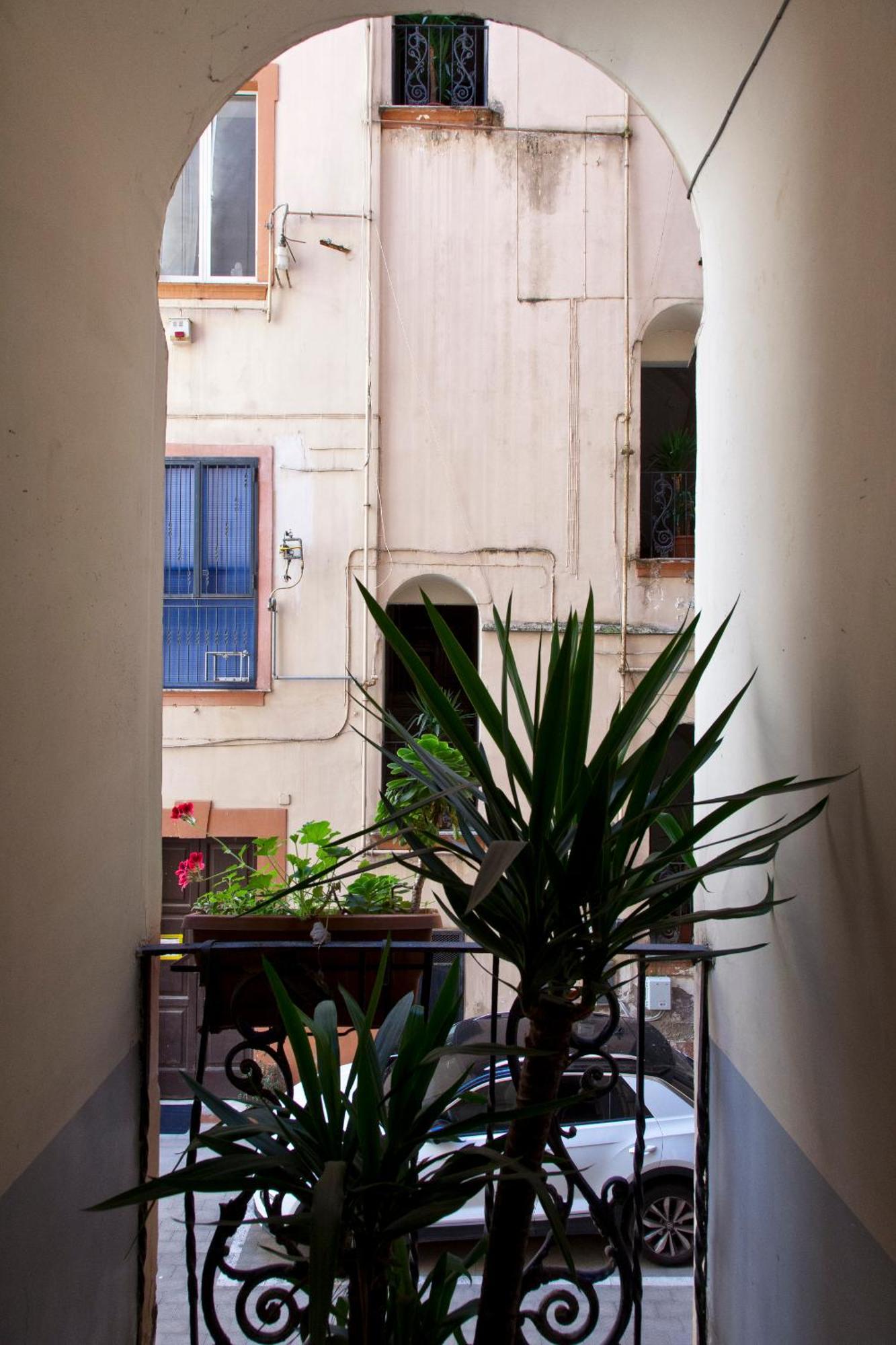 Archivio 32 Neapolitan Apartment *