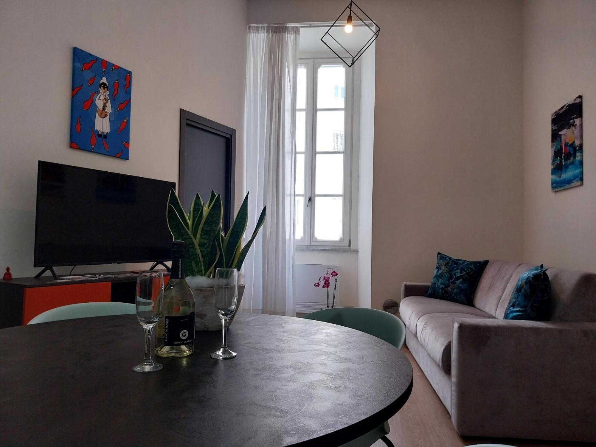 Mariana Luxury