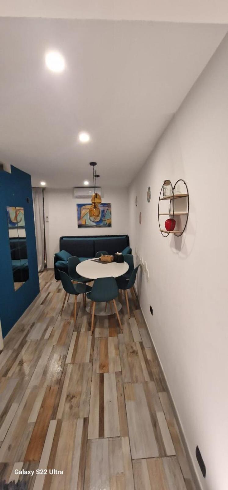 Blumon Apartment
