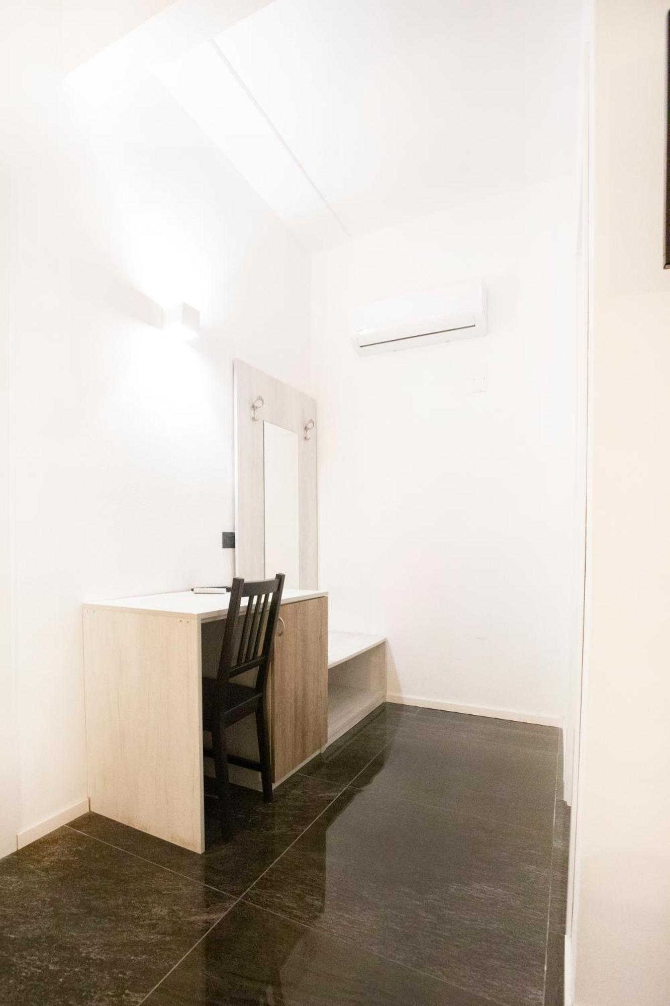 Bed & Breakfast Hall In Chiostro Naples