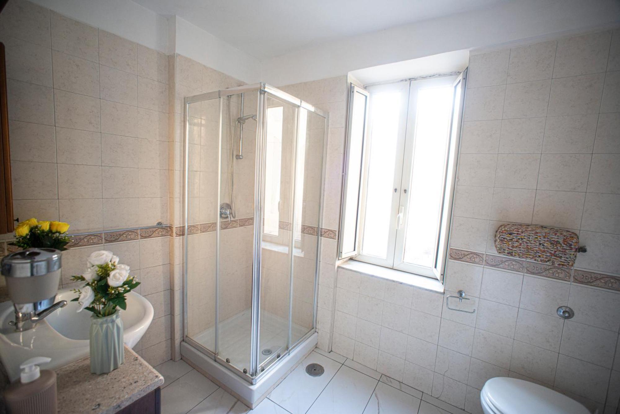In Piazza Apartment Naples