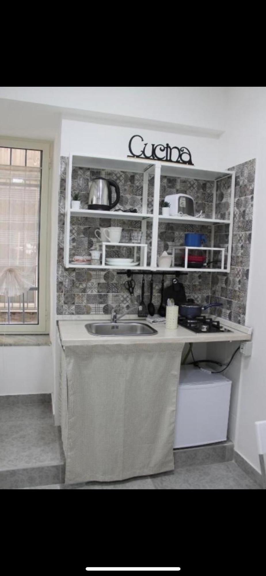 Riccia, Frolla E Babba Naples