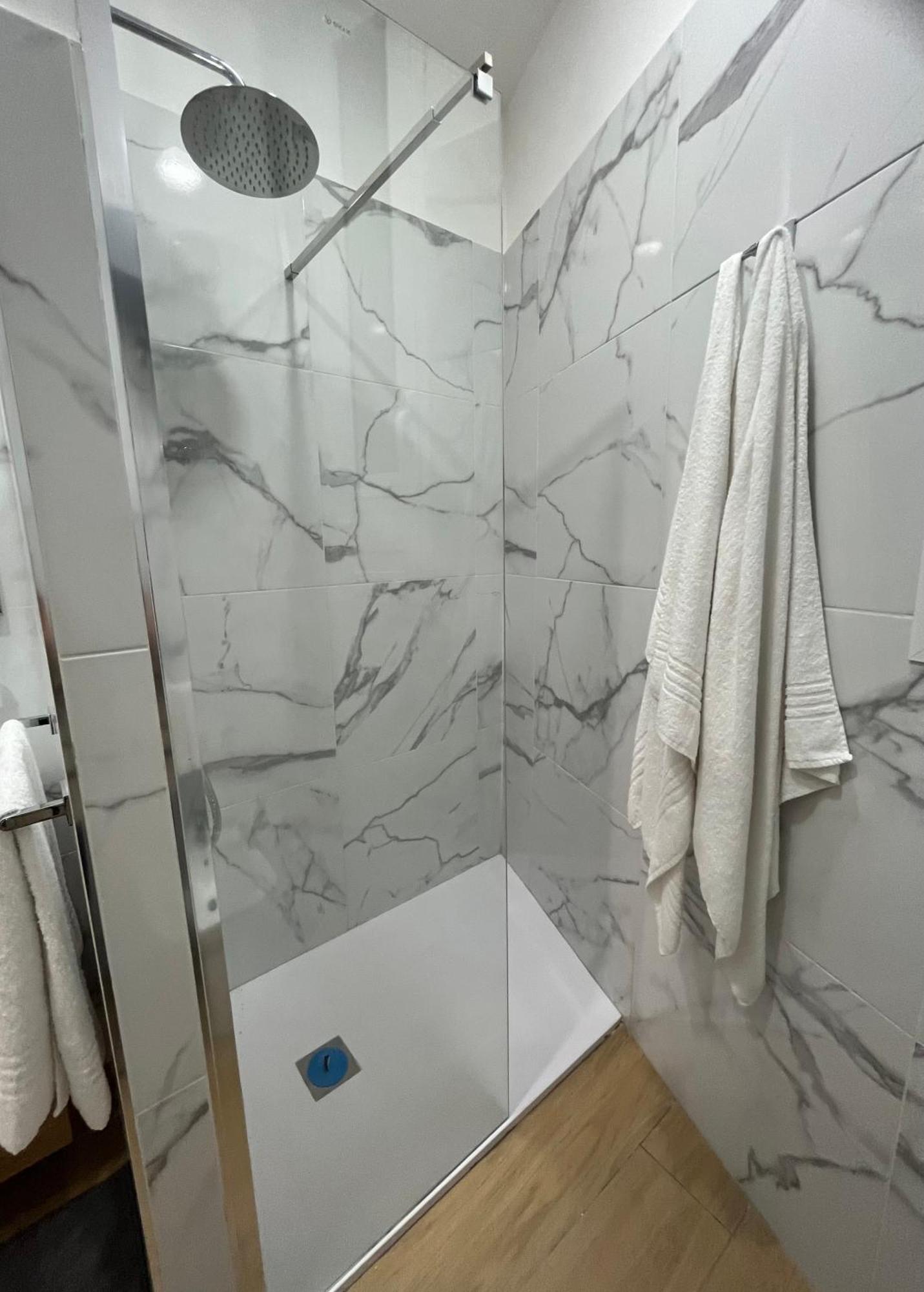 Luvystay Apartment *