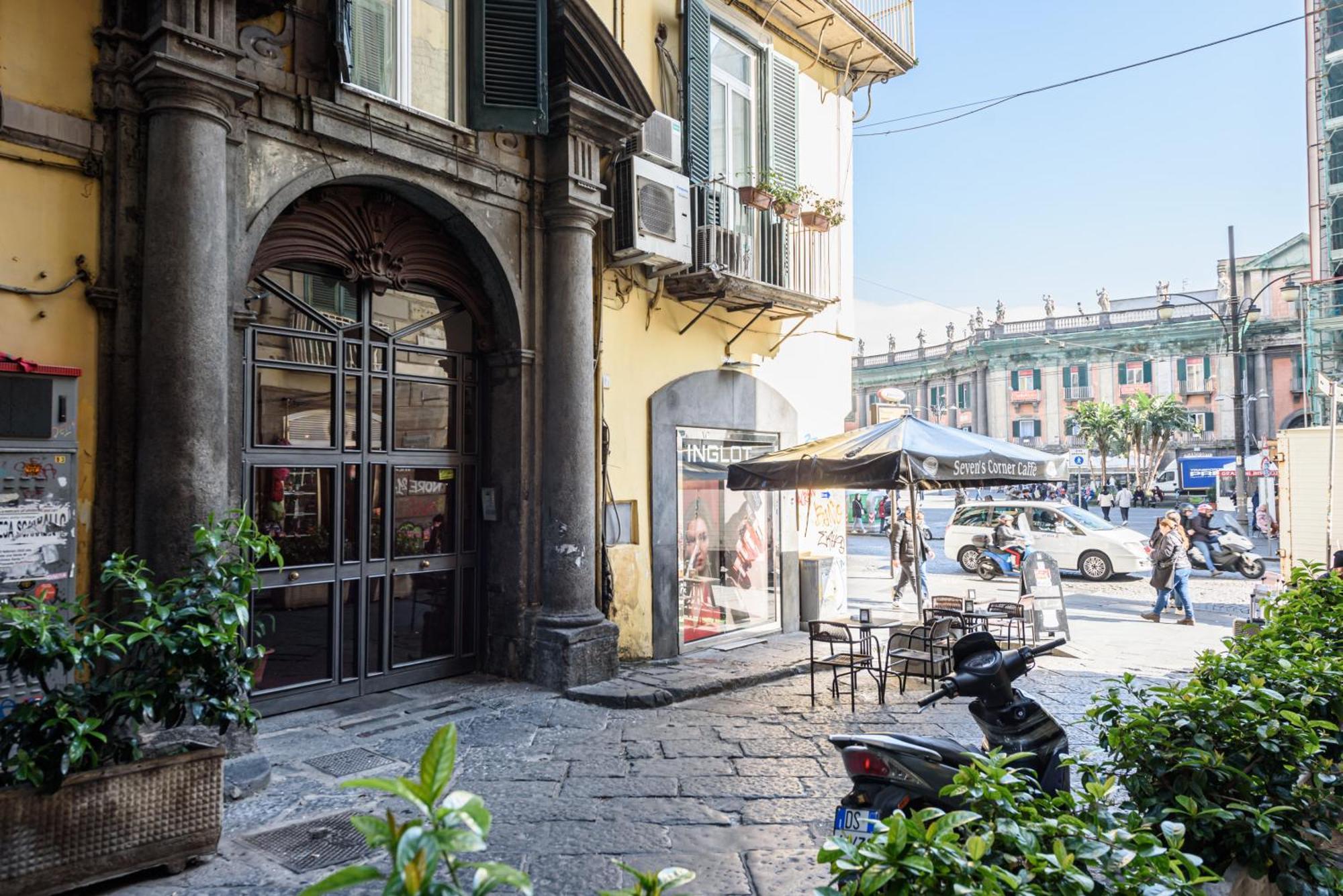 Apartment Vico Mastellone 16