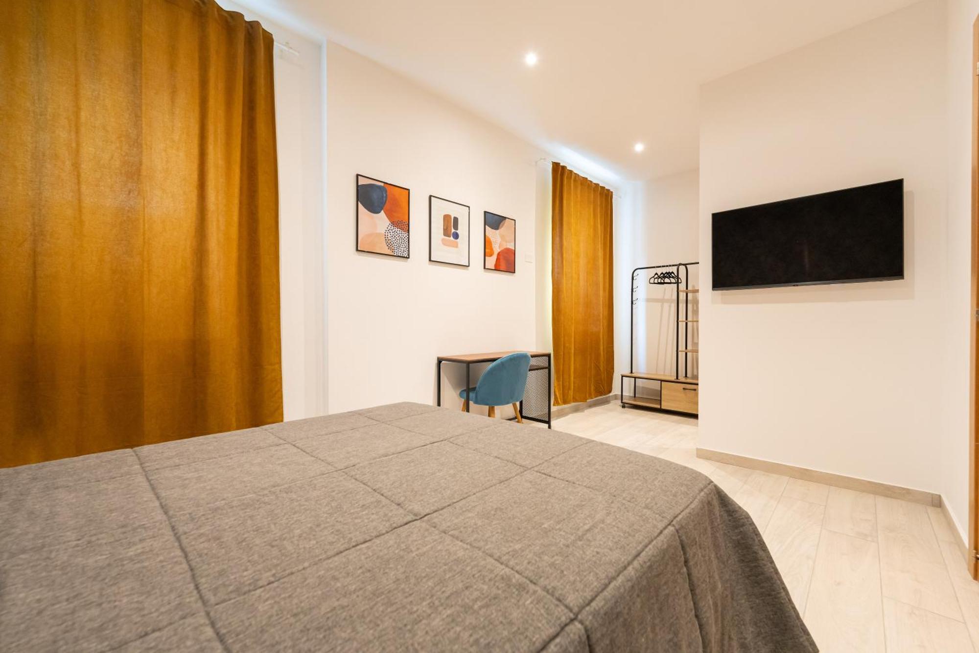Guest house Dimora 5 Santi Naples