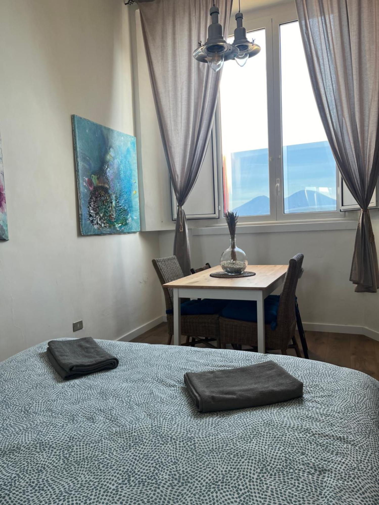 3b Vesuvio * Naples