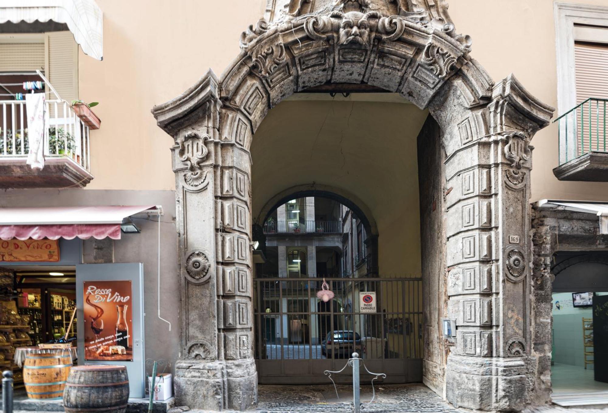 Arthouse Lady Marys Tribunali Luxury * Naples