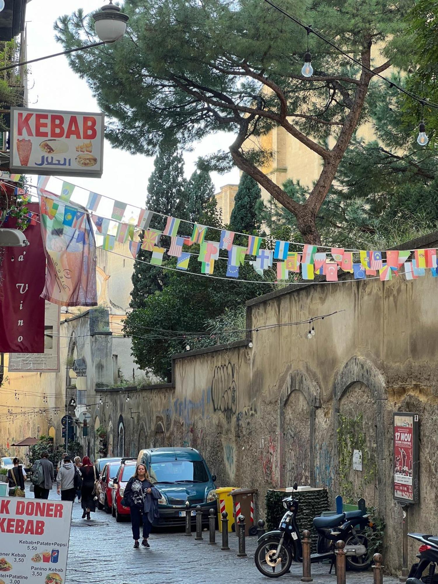 Apartment Le Scalette A Santa Chiara Naples