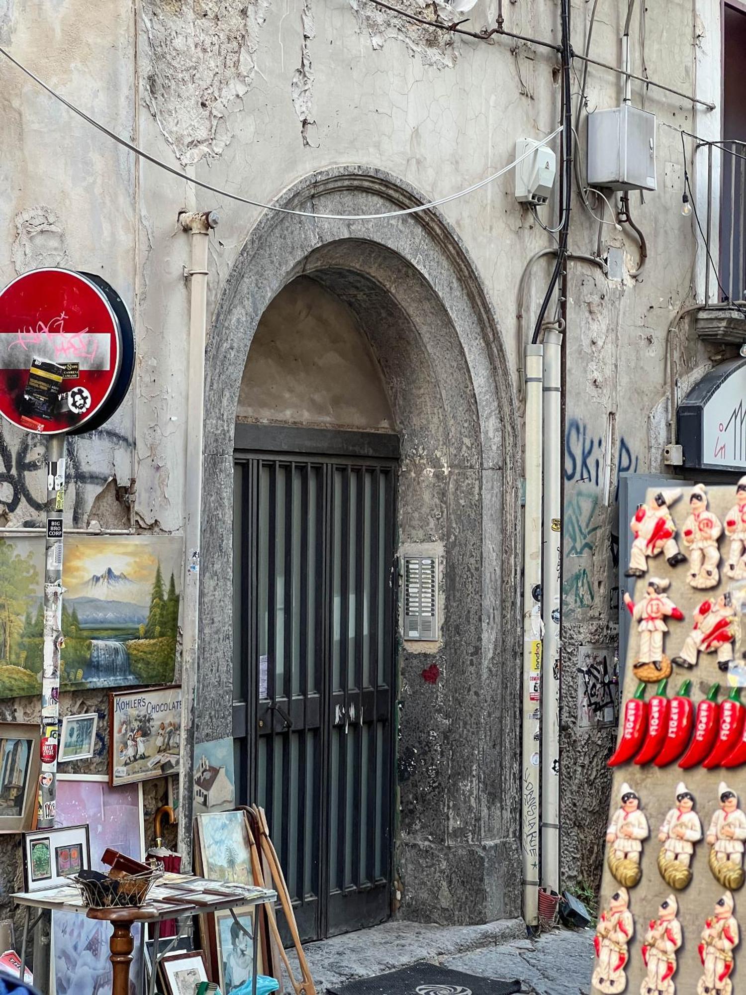 Apartment Le Scalette A Santa Chiara Naples