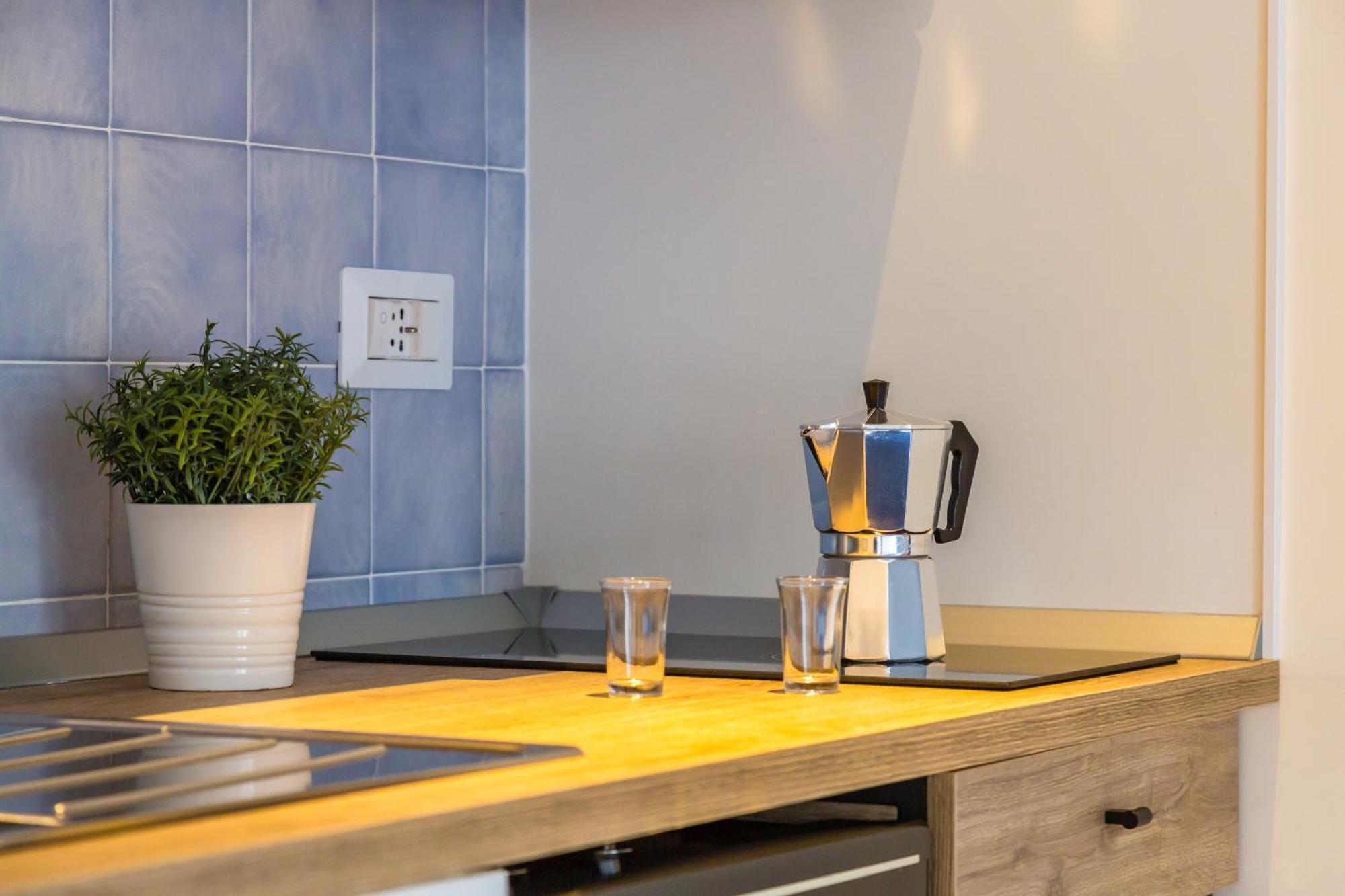 Apartment Station & *