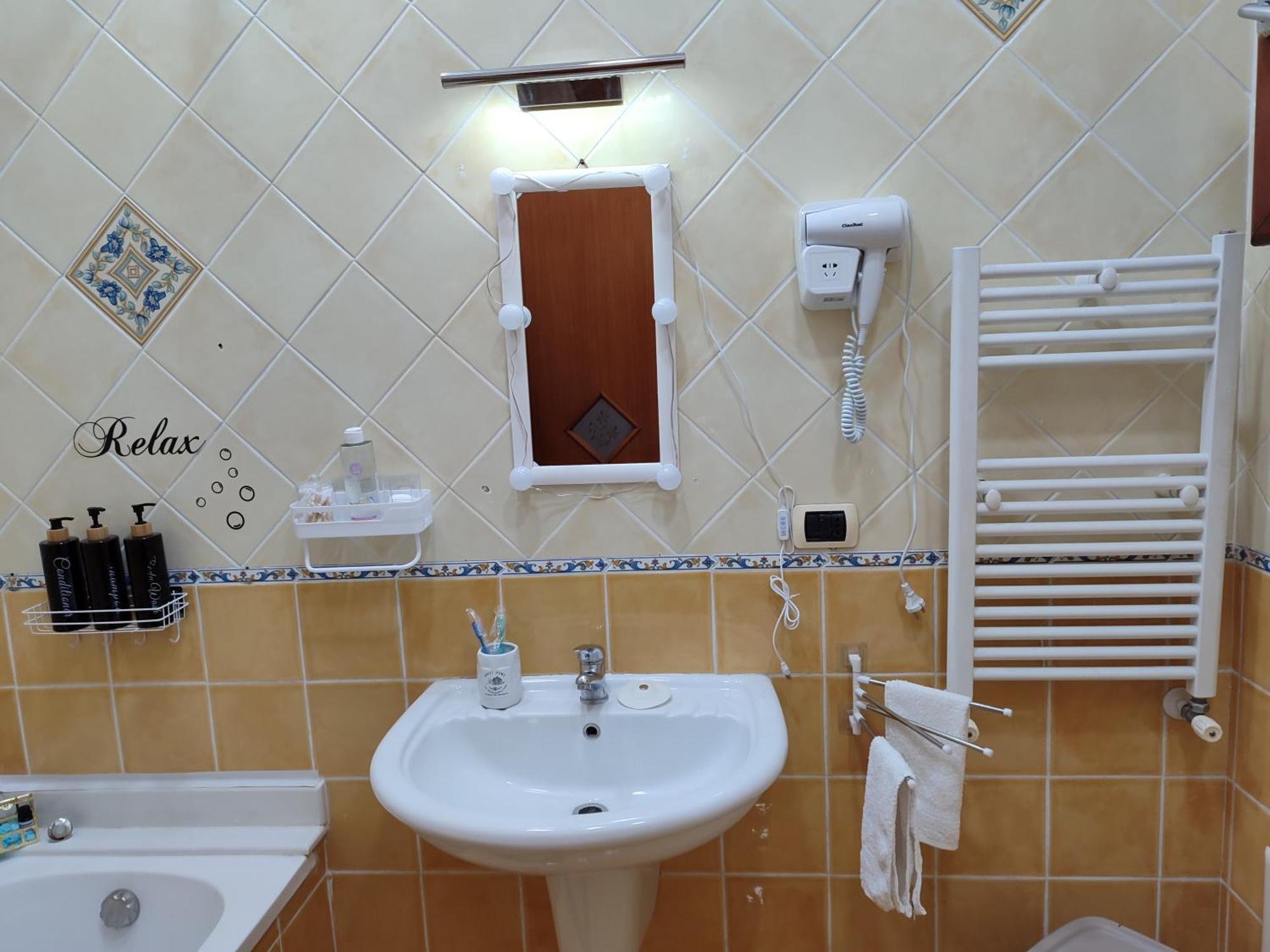 Apartment La Casa Di Simone Naples