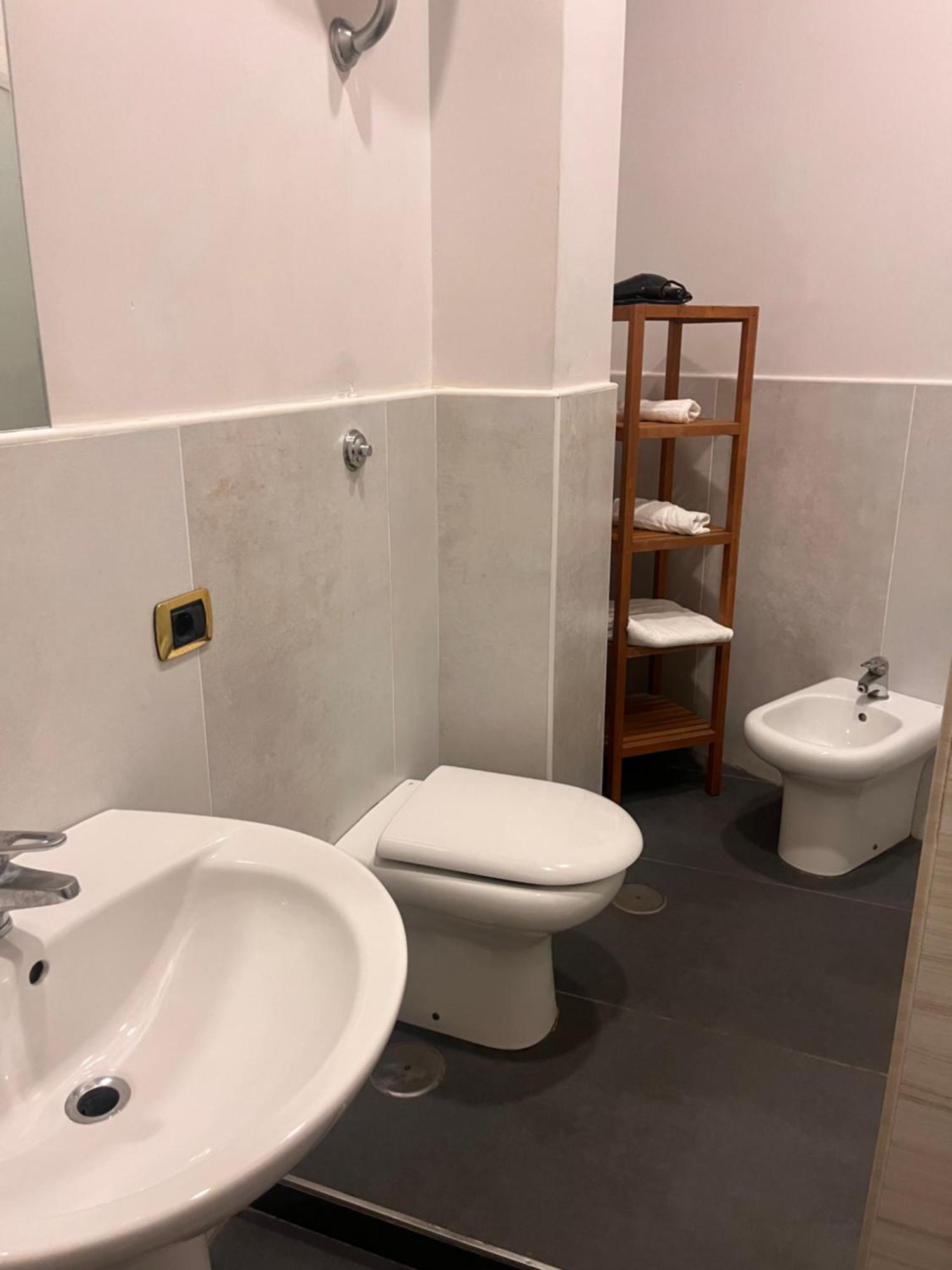 Oceania Hotel Naples