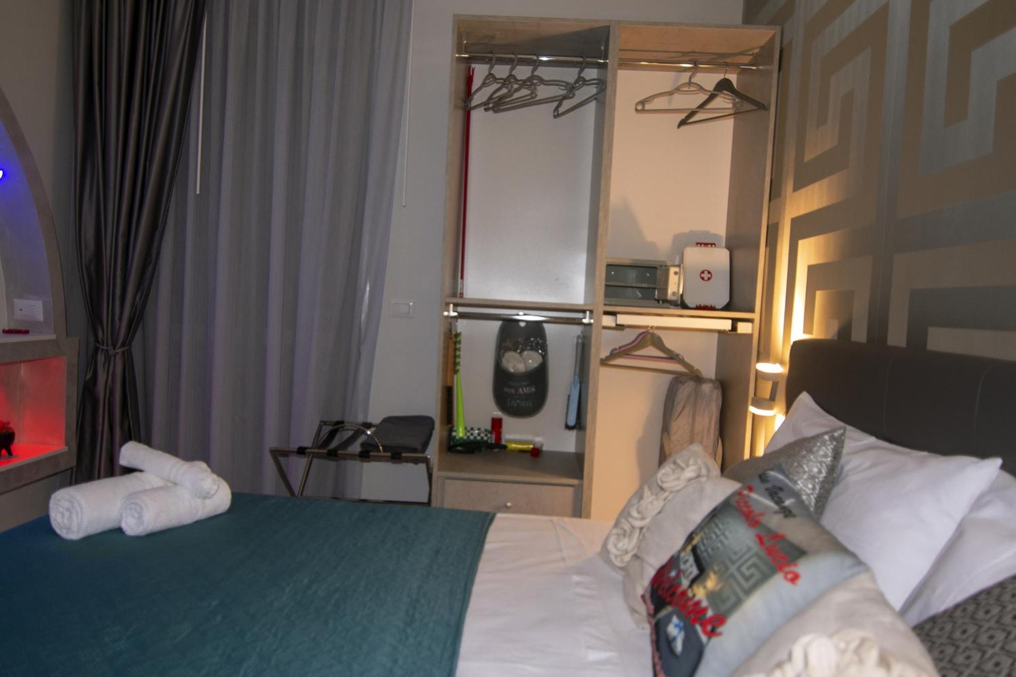 Bed & Breakfast Piccolo Lucio Naples