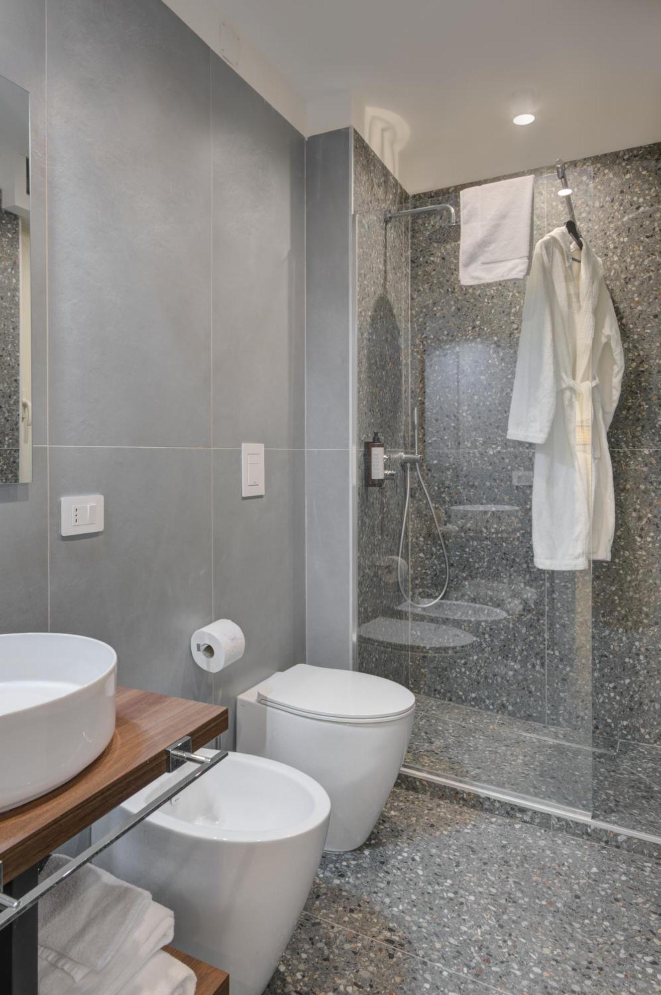 Well - Piazza Dei Martiri Bed & Breakfast Naples