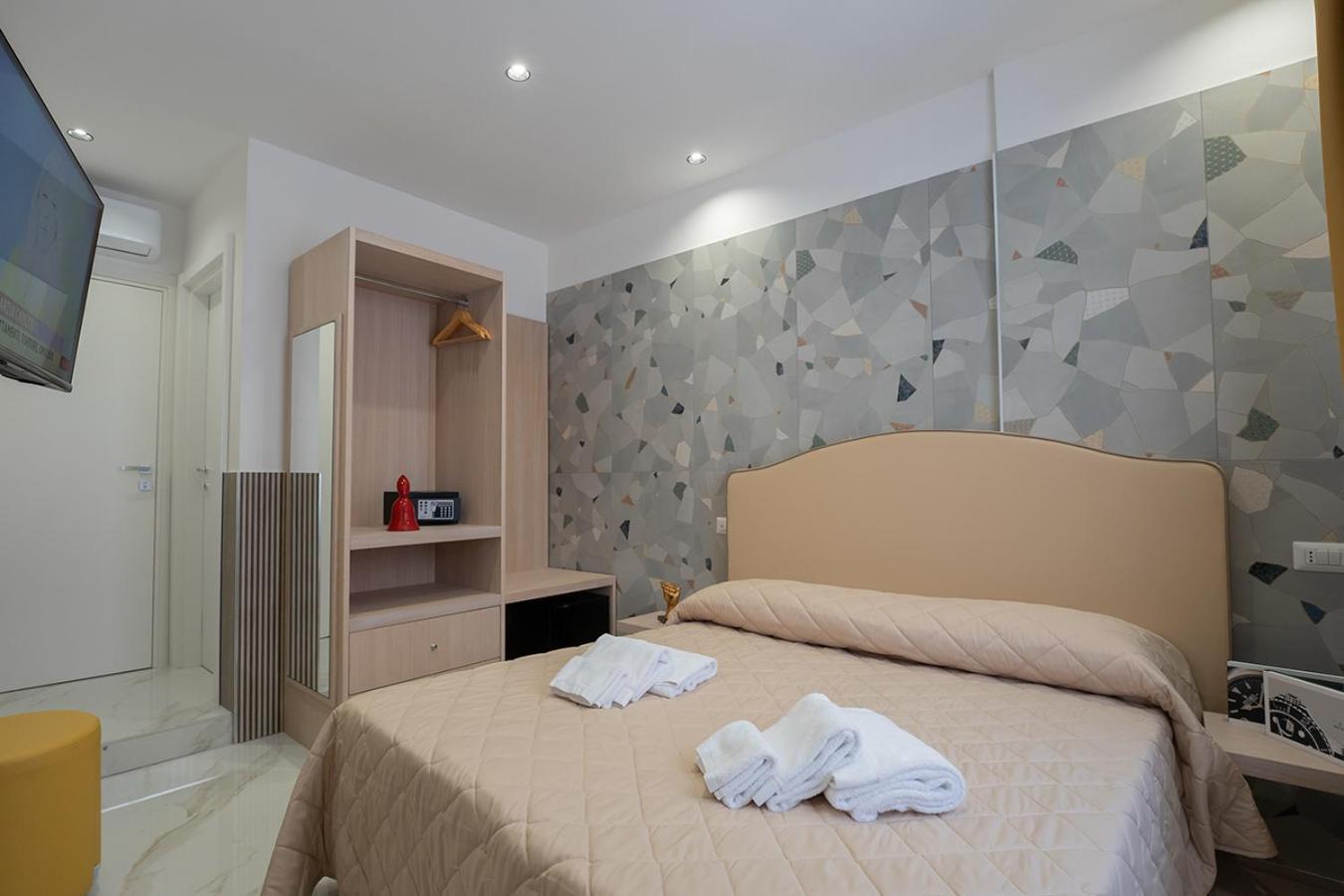 P.c. Boutique H. Castel Nuovo, By Clapa Group Dislocated Hospitality Guest house *