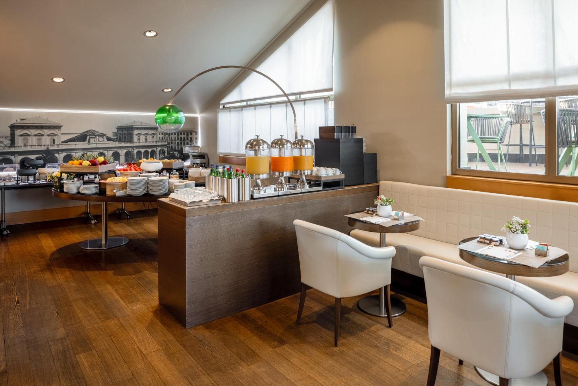 Una Hotels Napoli Naples