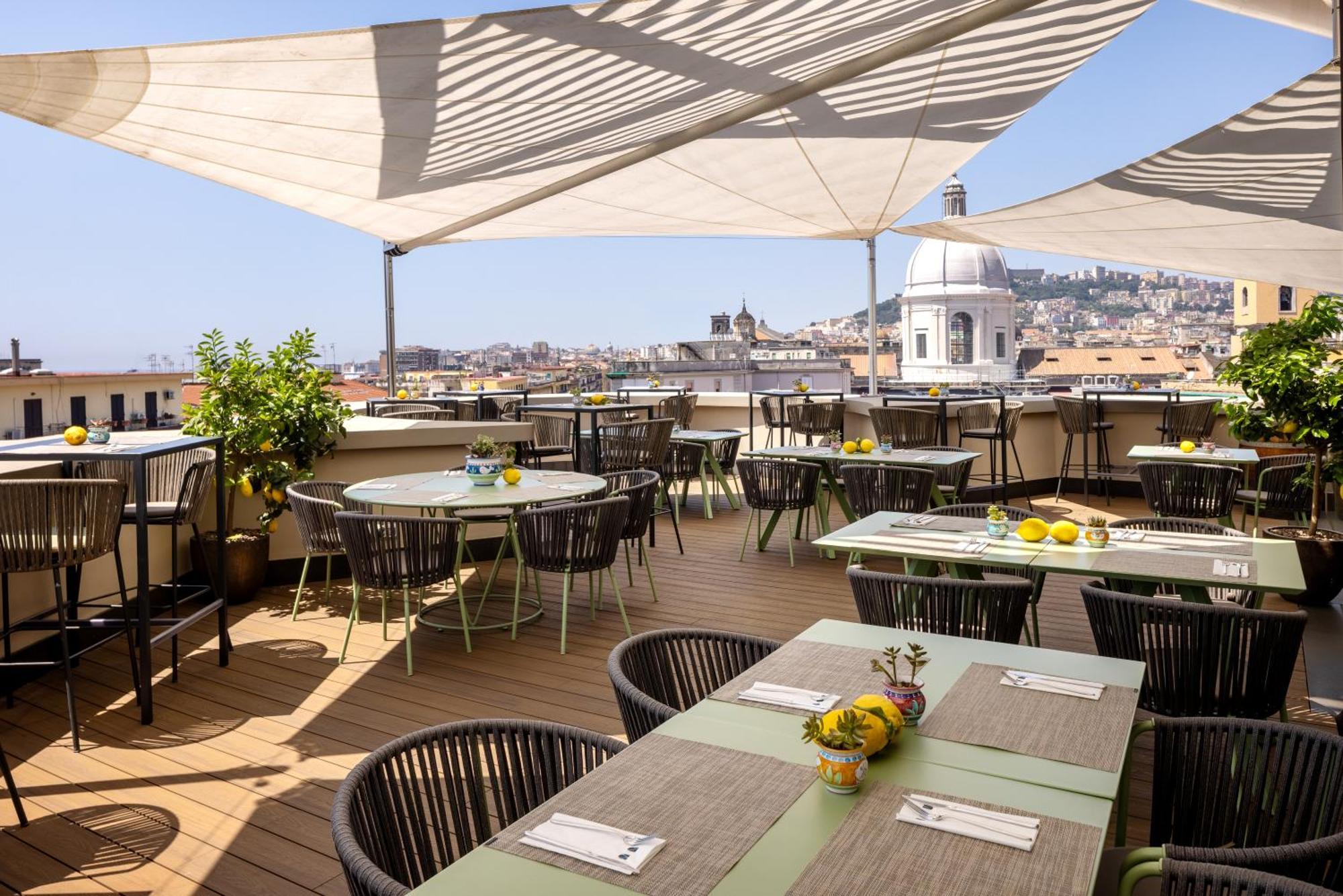 Hotel Una Hotels Napoli 4*