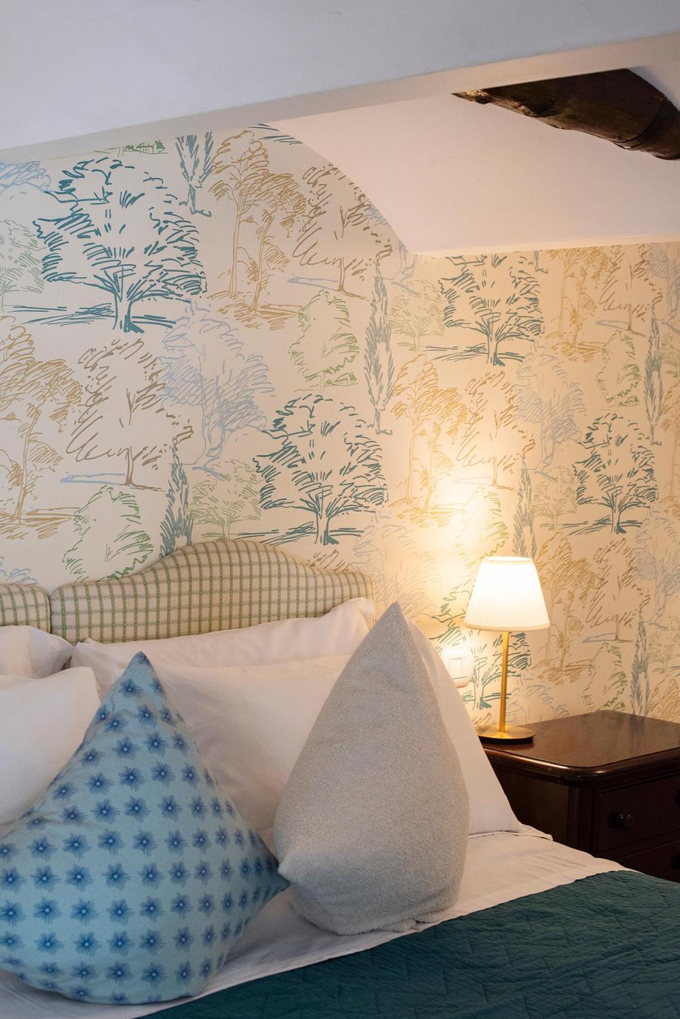 Donna Adelina Bed & Breakfast 2*