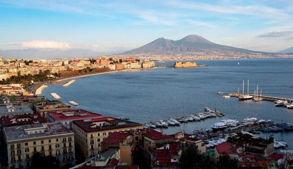 Fiftythree House - In The Heart Of Apartment Naples