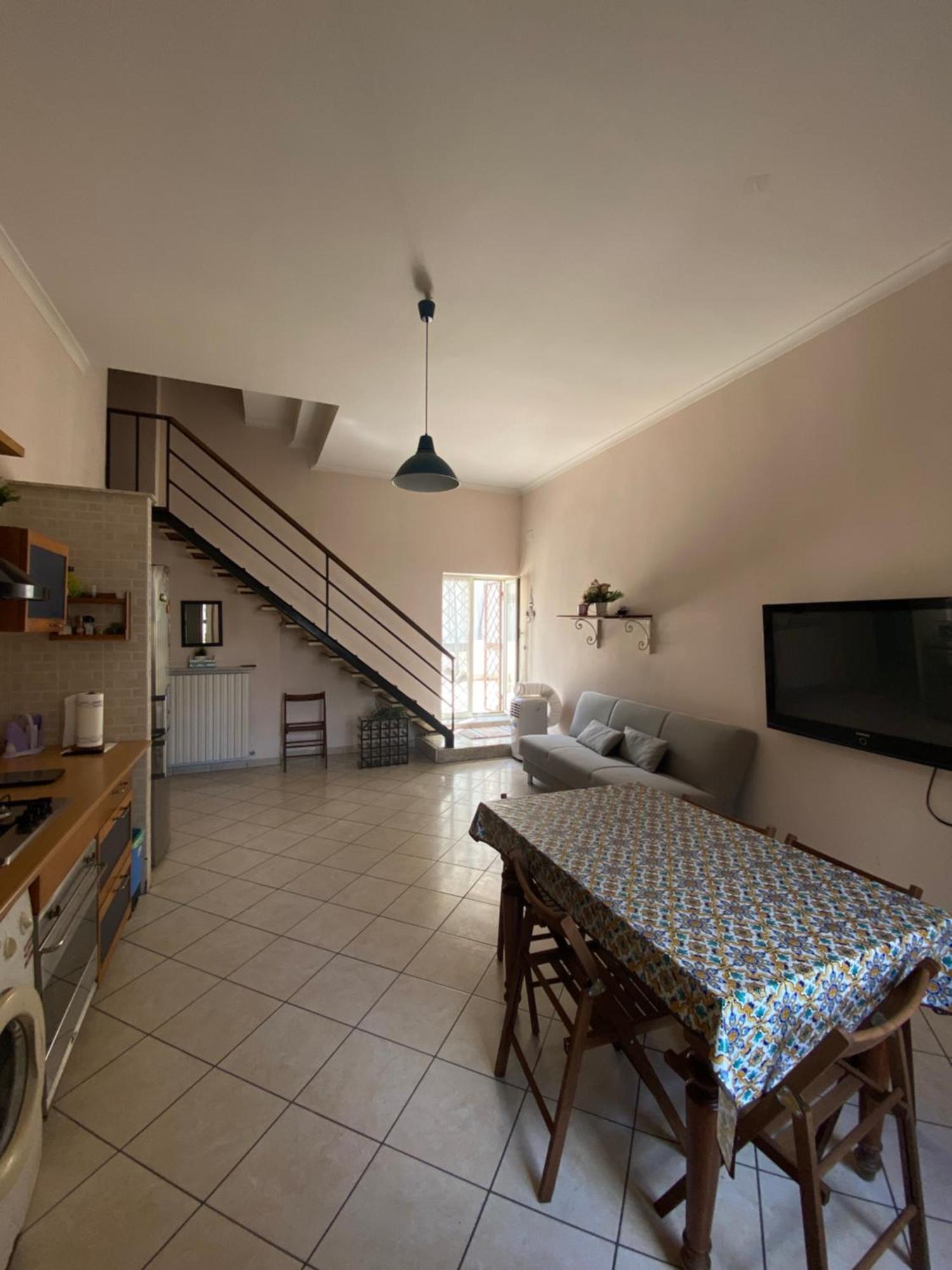 Casa Vacanza Vista Mare Chiaia Apartment *