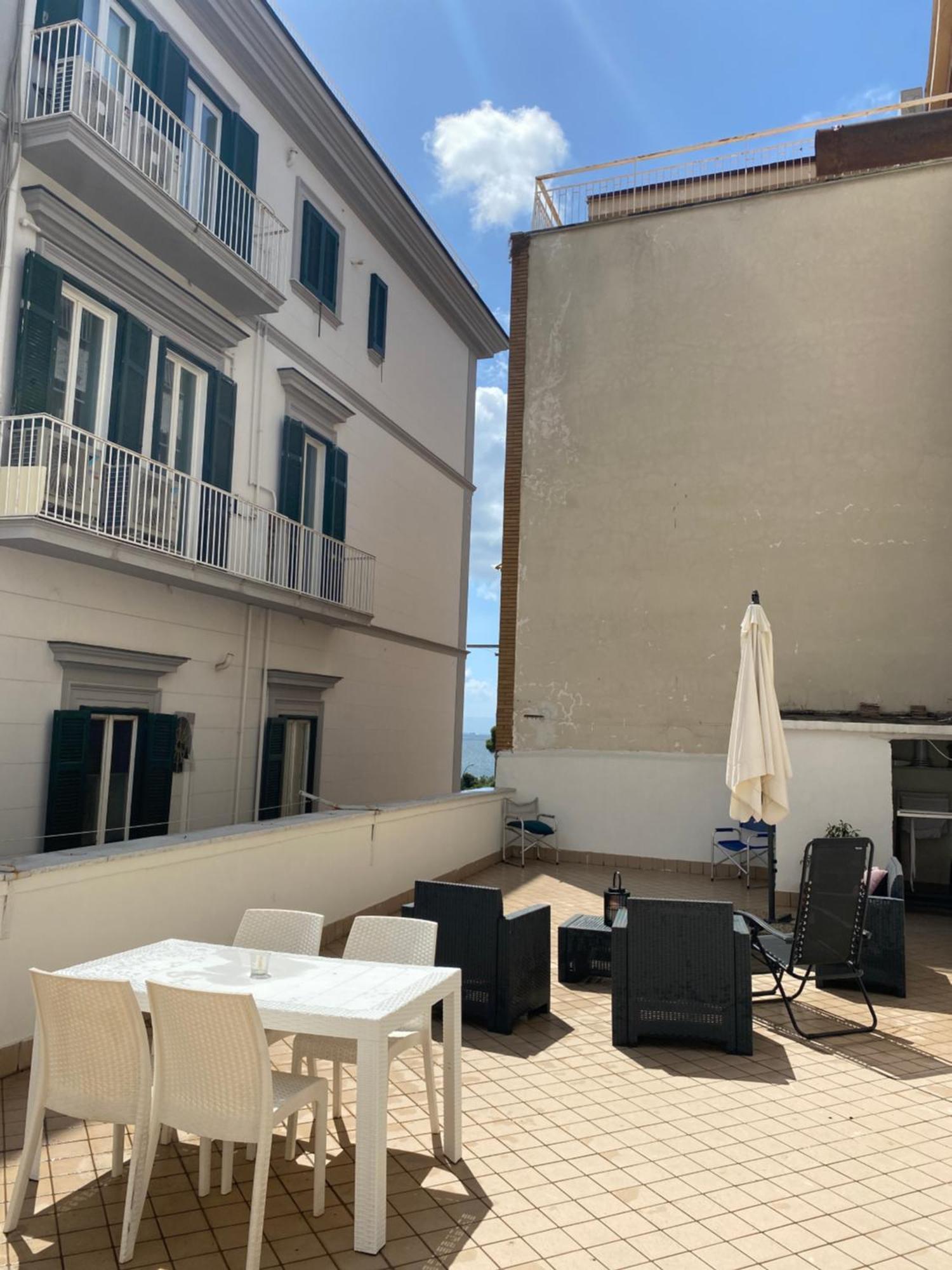 Apartment Casa Vacanza Vista Mare Chiaia Naples