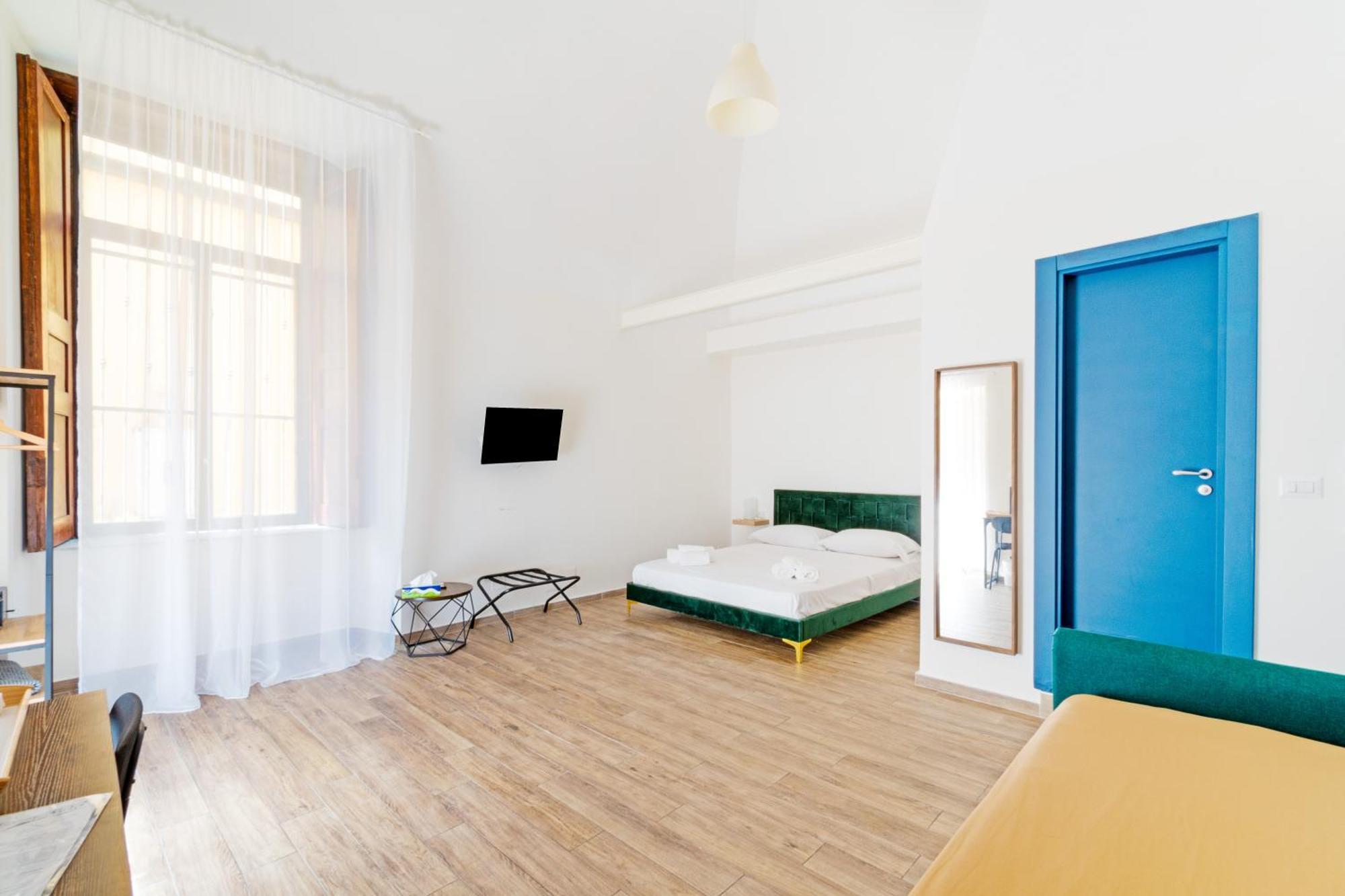 Palazzo Belmosto Bed & Breakfast Naples