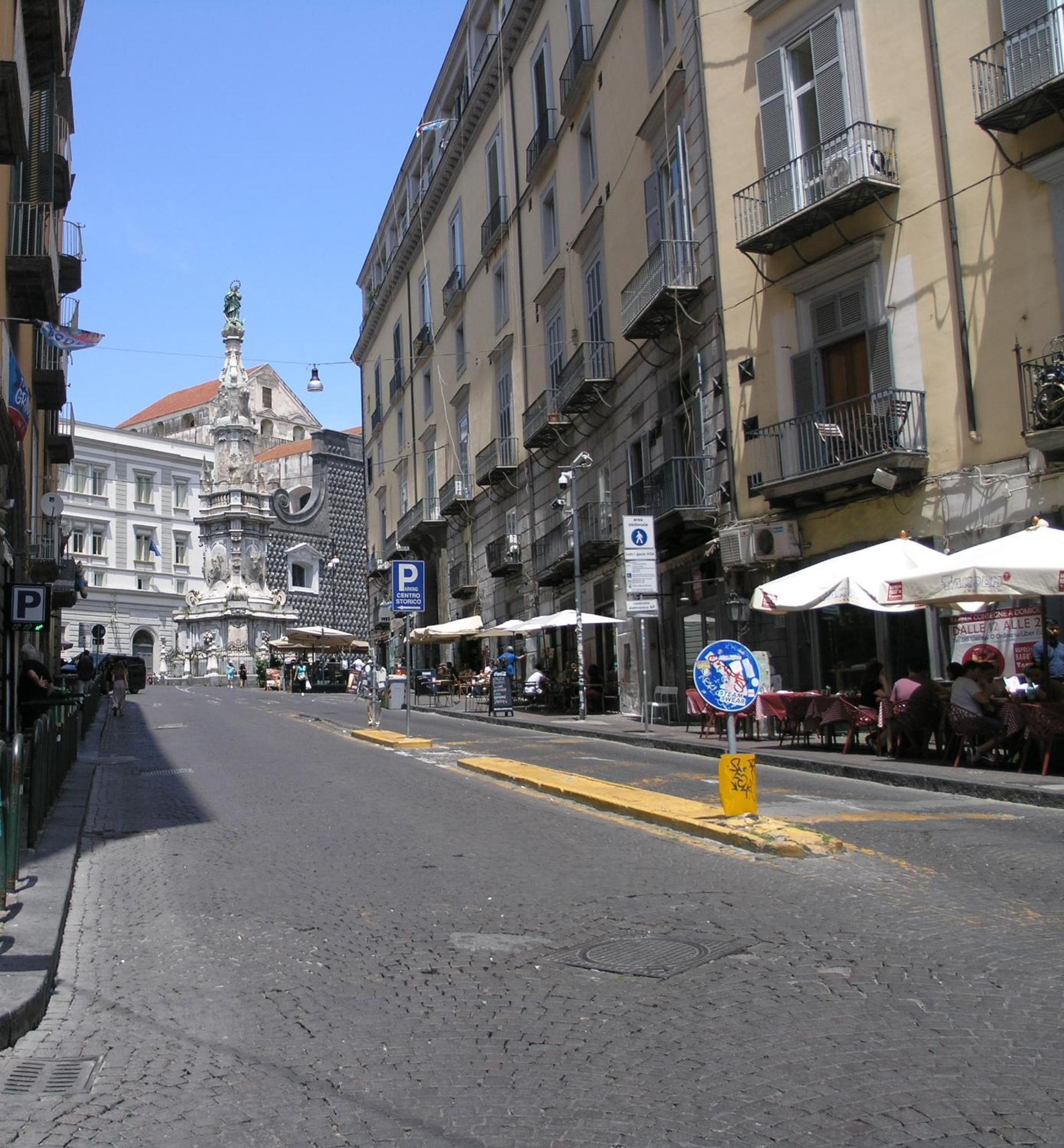 Le Sirene Naples