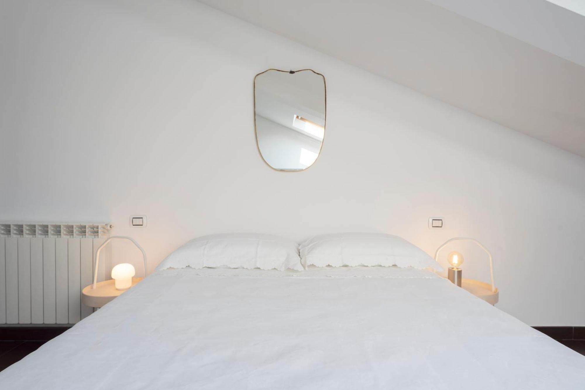 La Chiara - Mansarda In Via Duomo Apartment Naples