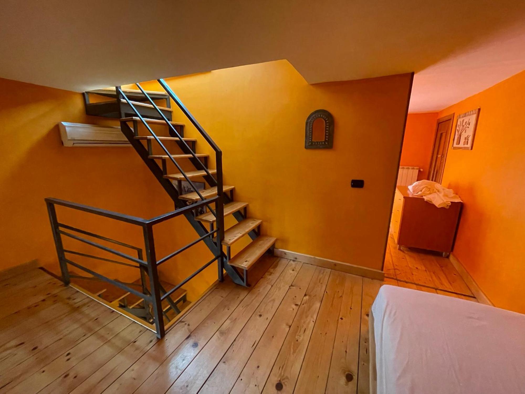 Casa Delle Donne 3 *