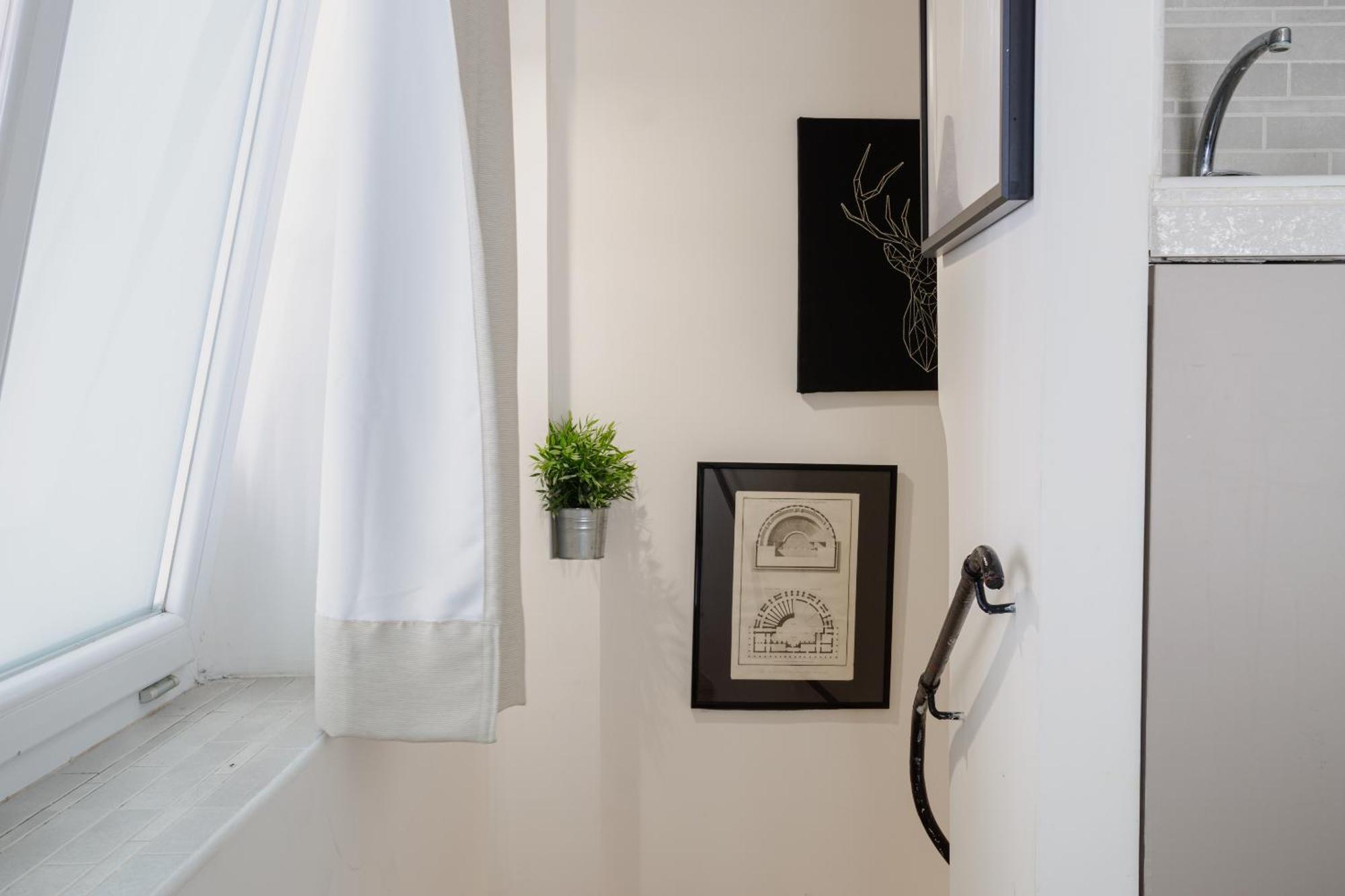 Mezzocannone 109 - Sweet Apartment Naples