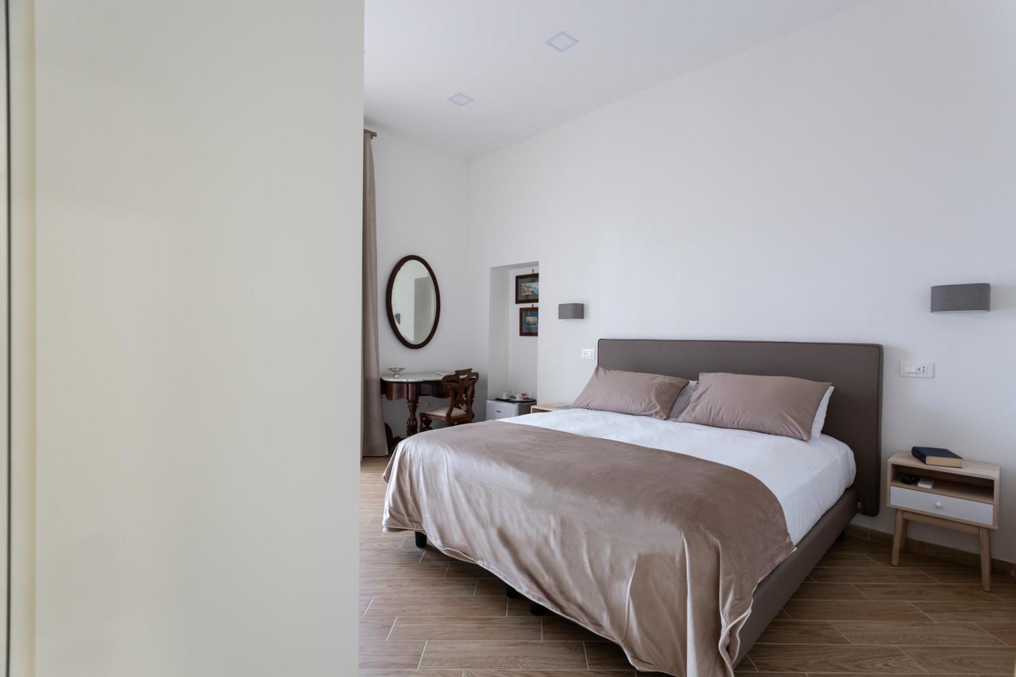 Residenza 33 Guest house Naples