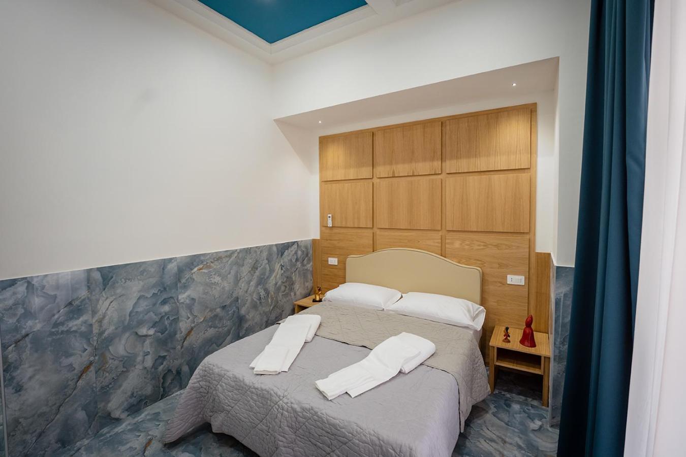 Guest house P.c. Boutique H. Vesuvius, Centro, By Clapa Group Naples