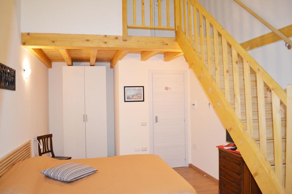 Bed & Breakfast La Cattedrale Naples