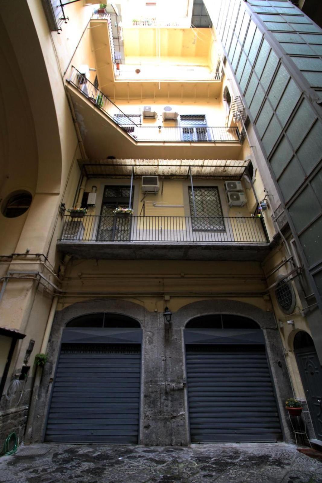 Lizzy's House * Naples