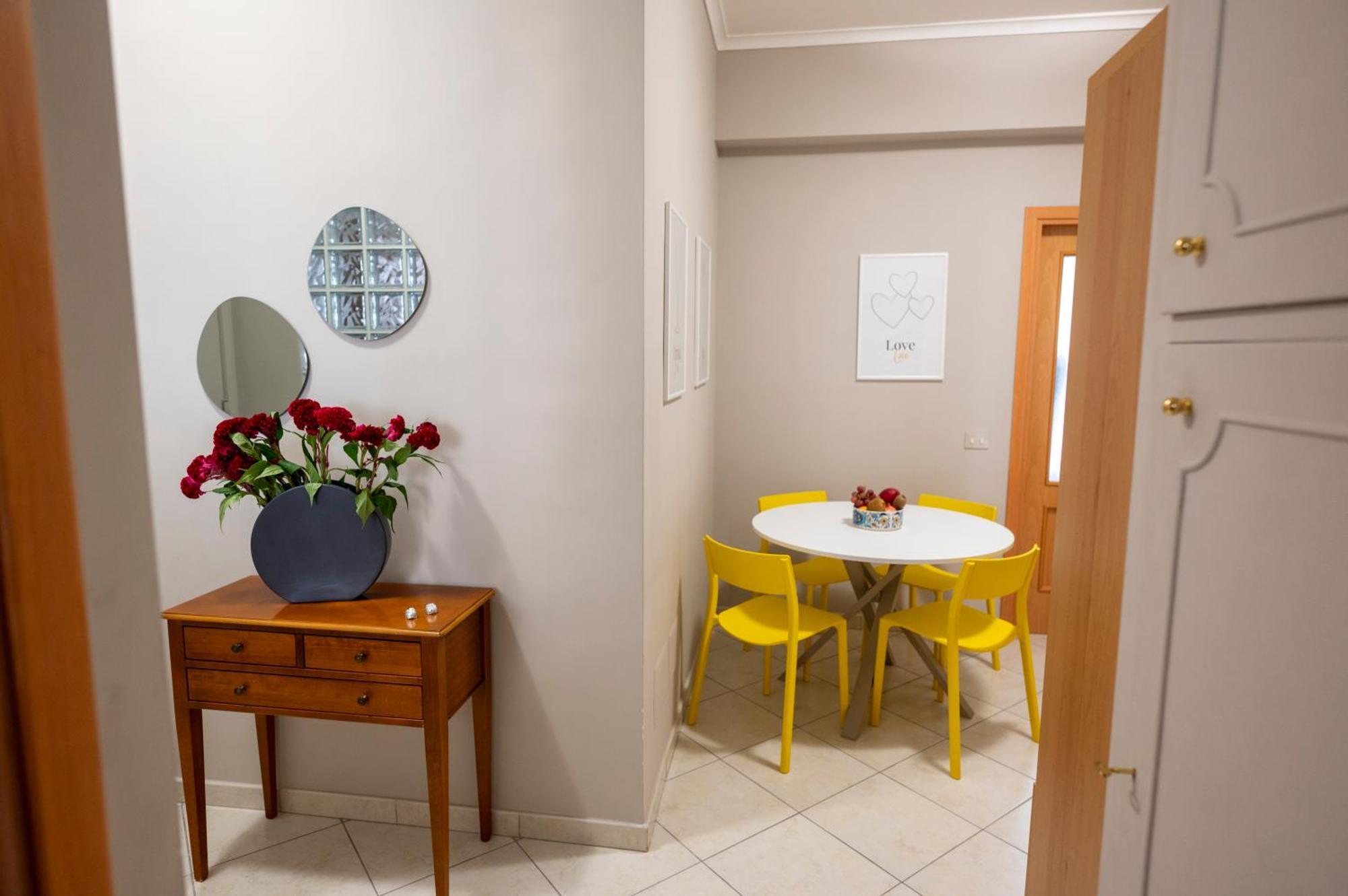 Renza House Chiaia *