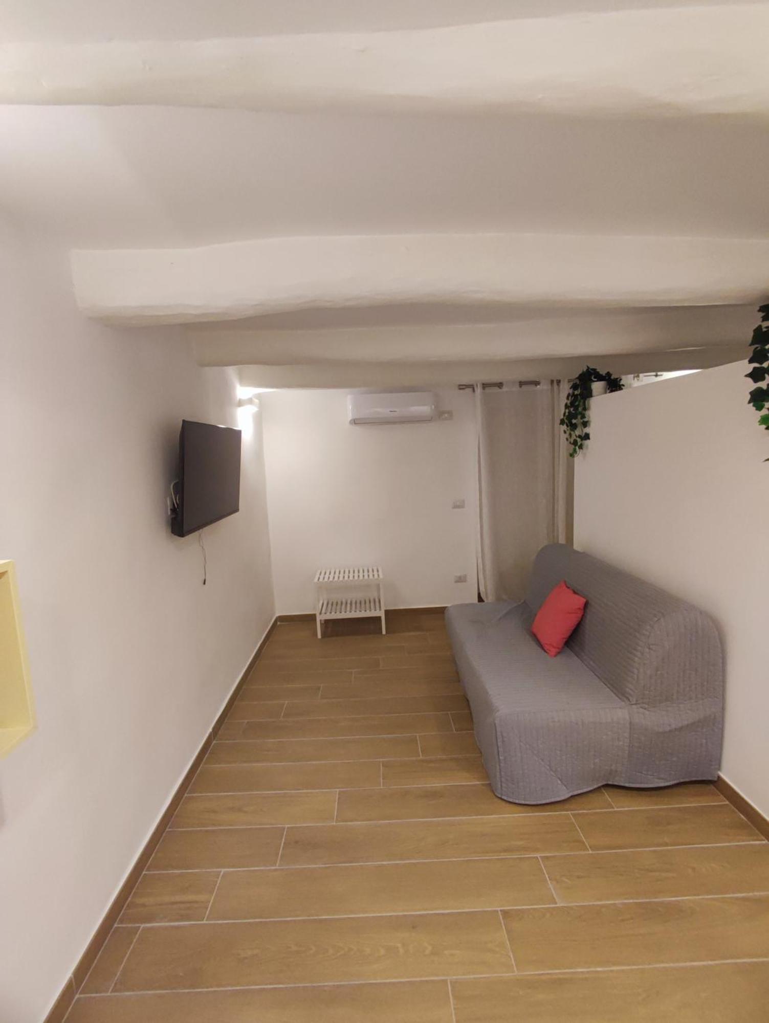 Bed & Breakfast Duchessa Ravaschieri Naples