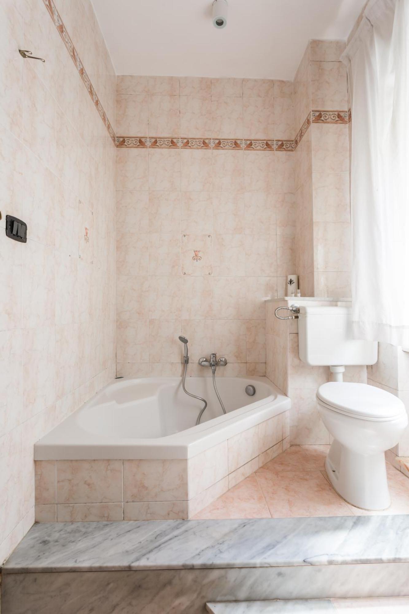 Fly 290 Bed & Breakfast Naples