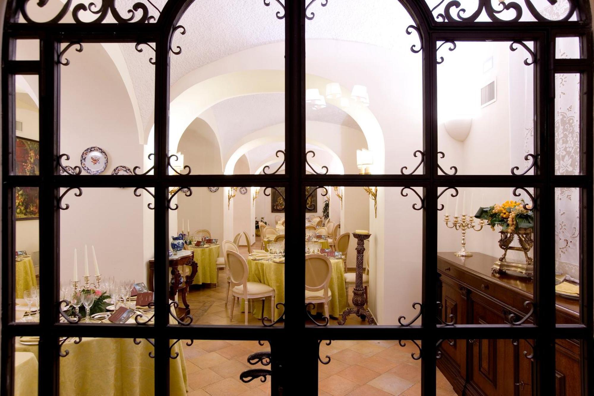 Hotel Palazzo Alabardieri