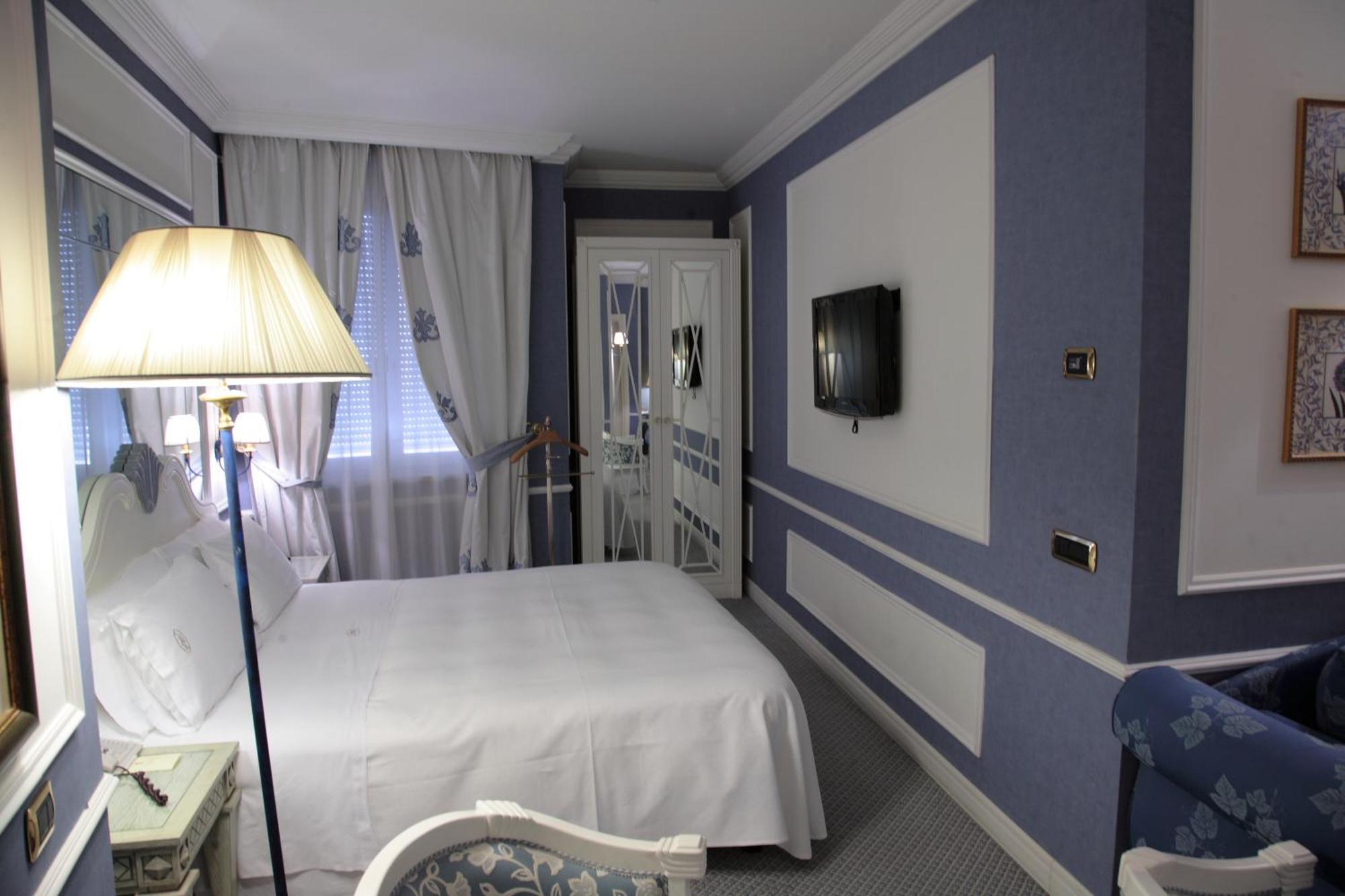 Hotel Palazzo Alabardieri