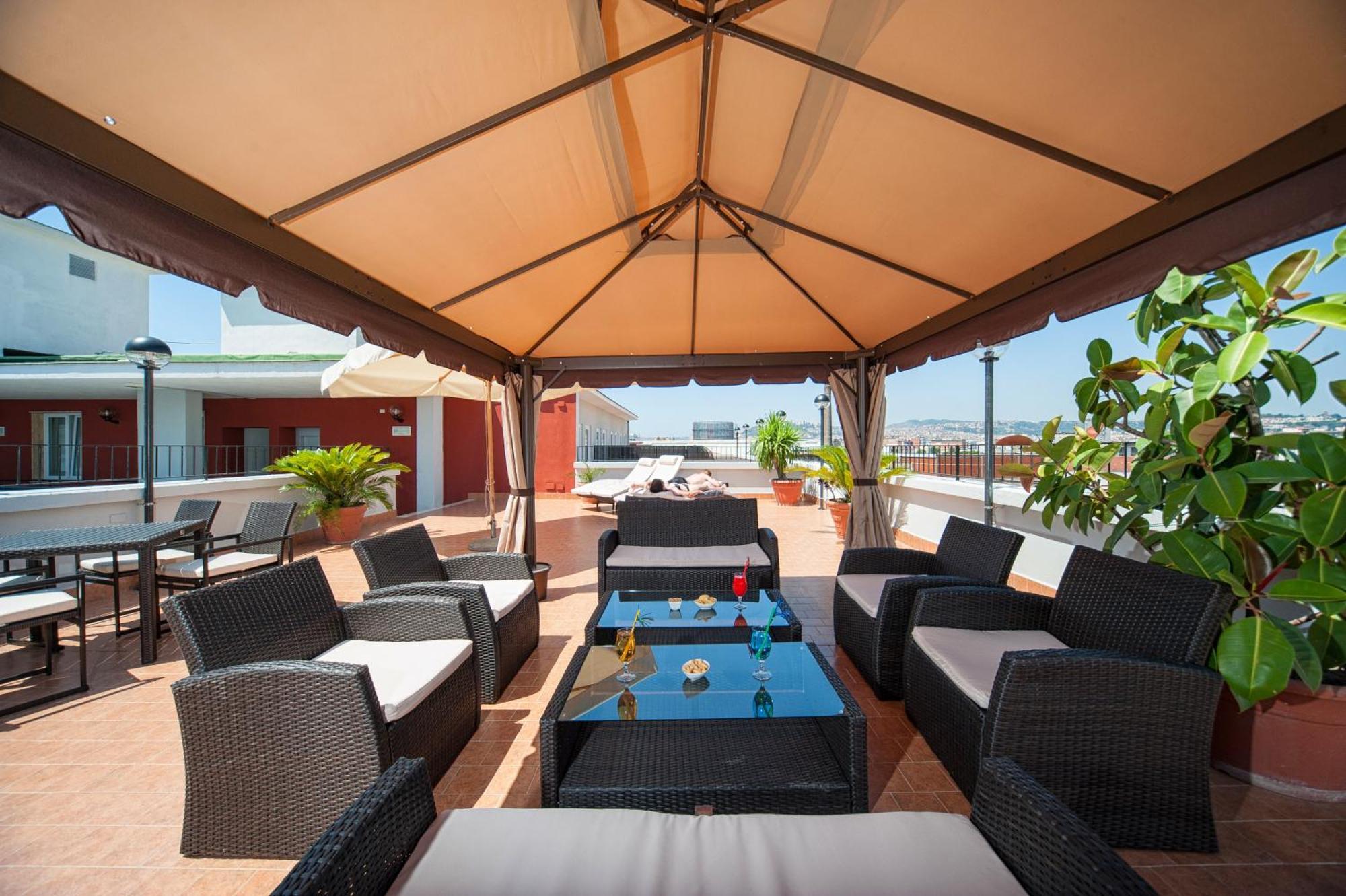 Hotel Tiempo Naples