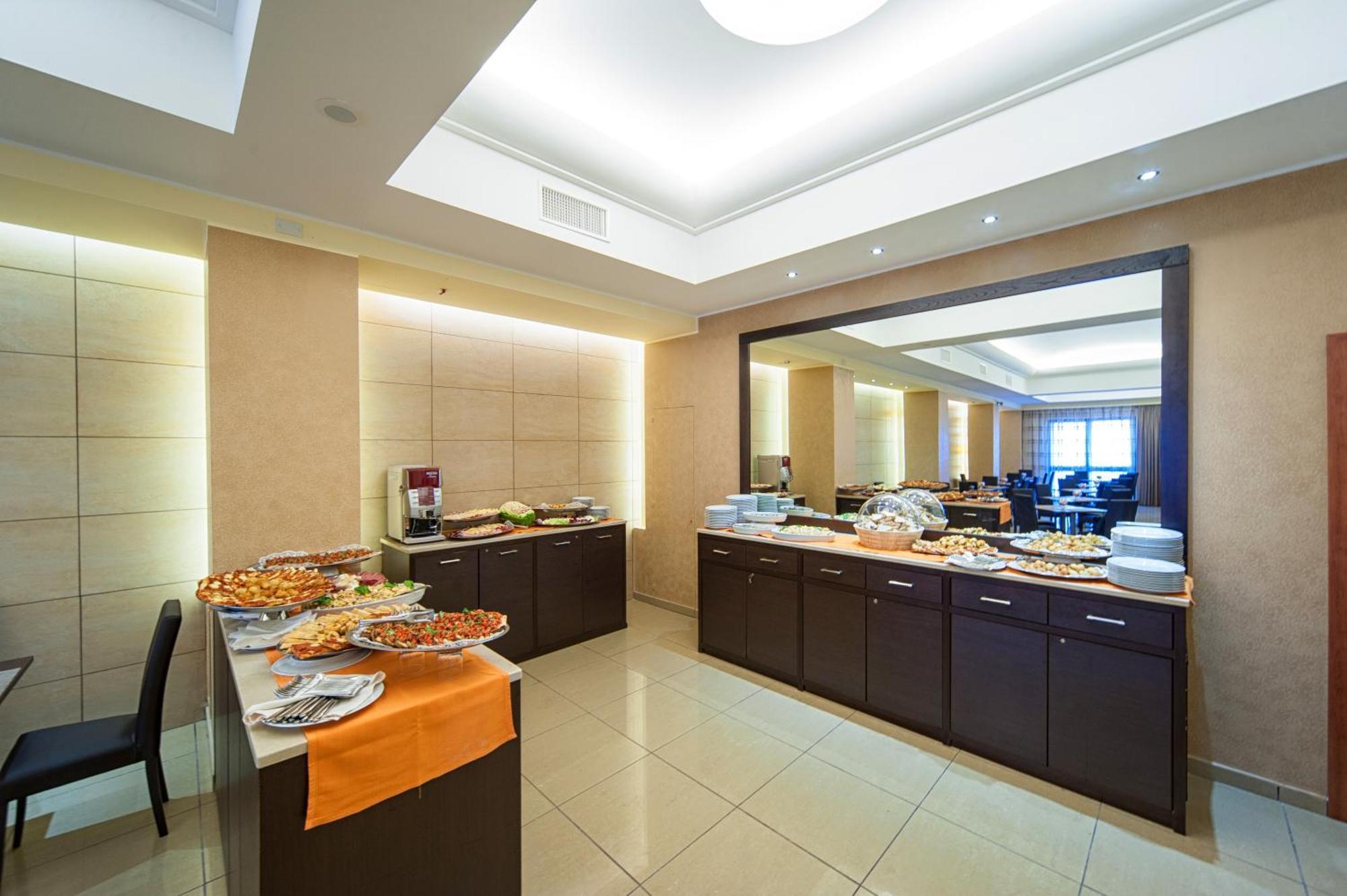 Hotel Tiempo 3*