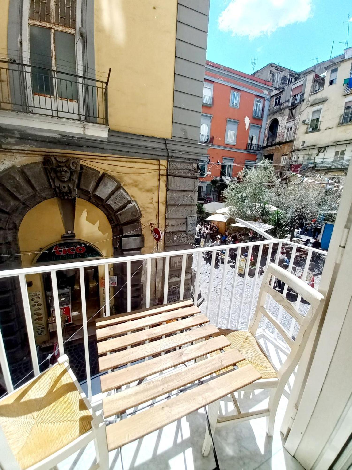 Il Balconcino Ai Tribunali Apartment Naples