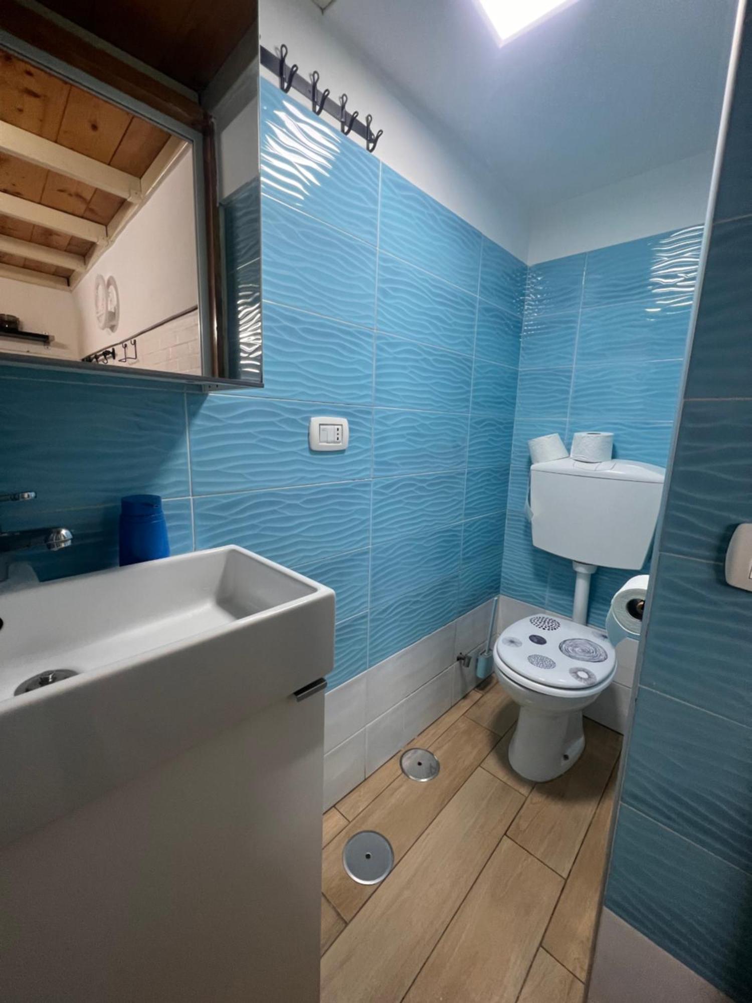 Casa Basile 15 Bed & Breakfast Naples