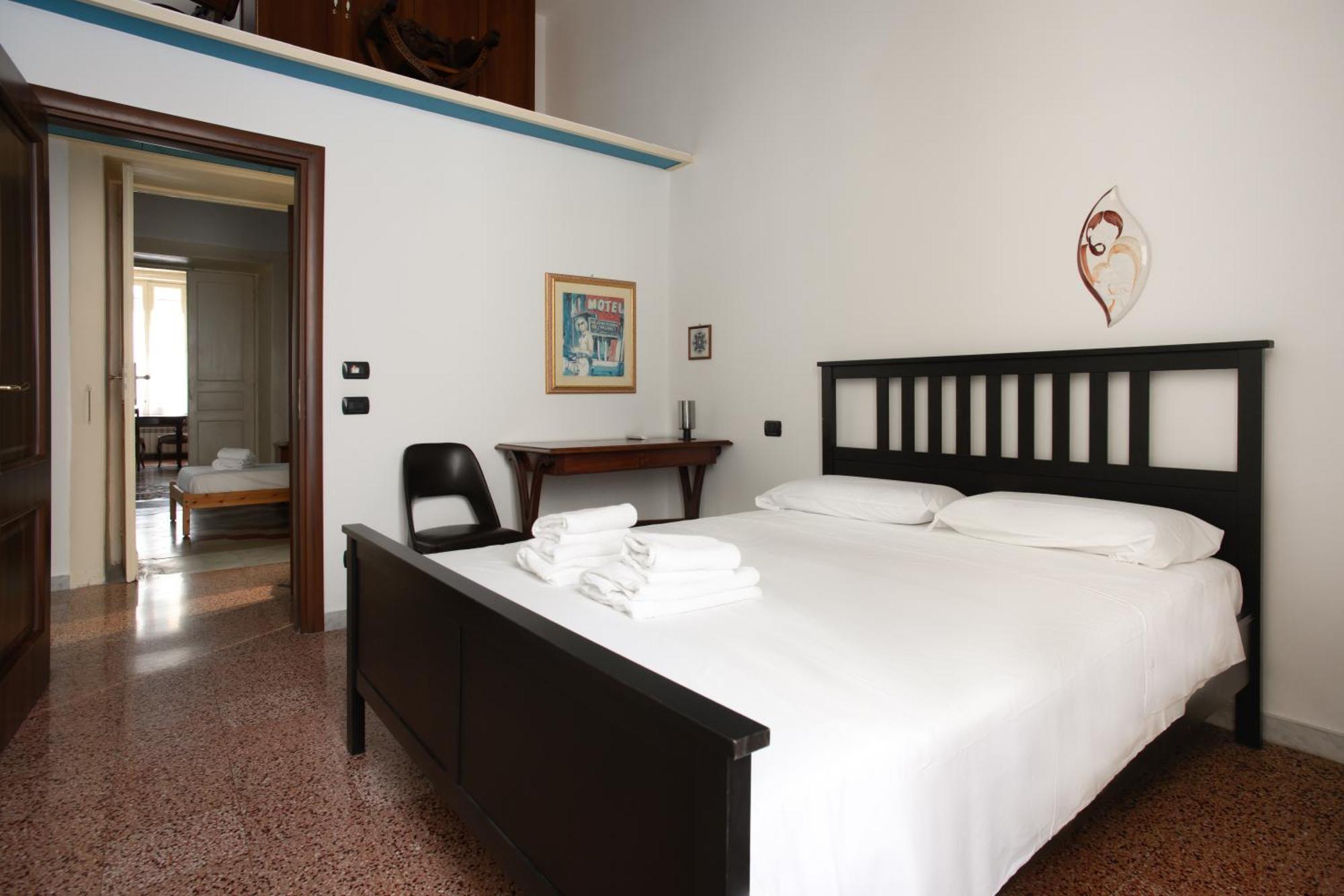 Regal Santa Chiara By Dimorra Apartment