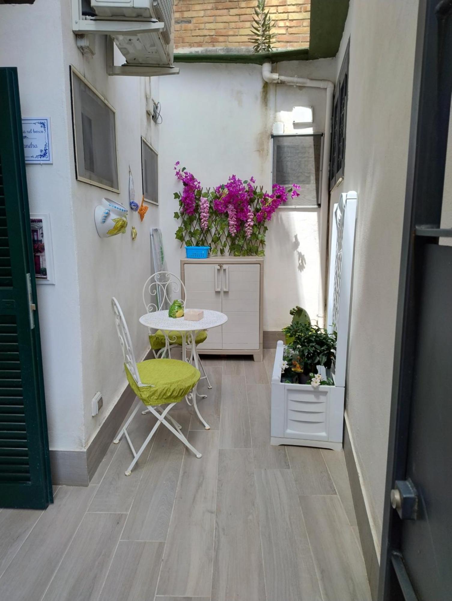 La Casita Nel Bosco * Naples